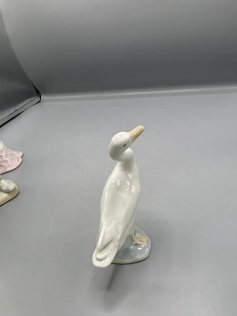 Vintage Lladro Little Goose