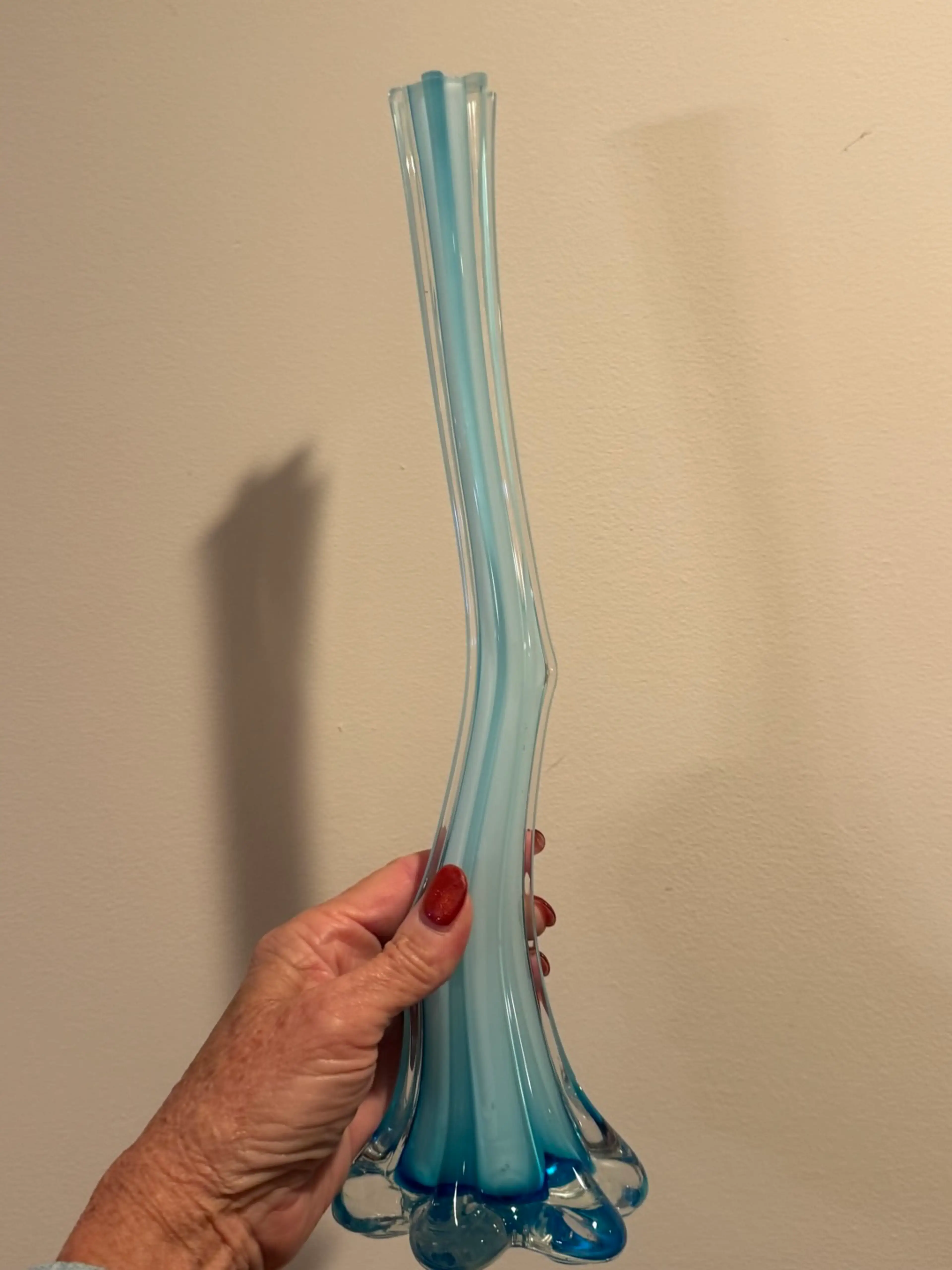 Image 4 of 7