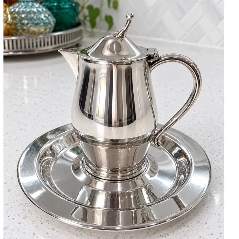 😻 Paul Revere Reproduction Silverplate Creamer & 6” Underplate – Wm. A. Rogers Oneida Ltd.