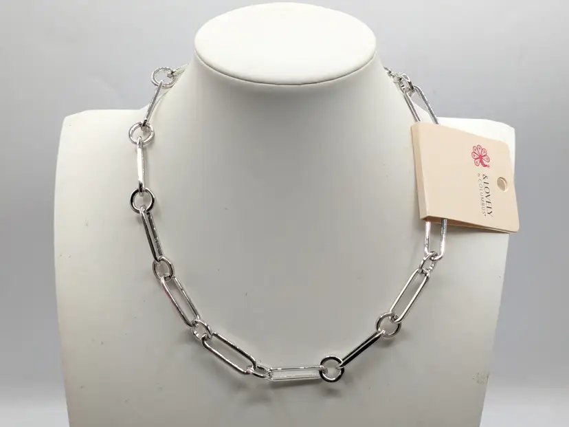 And Lovely Silver Tone Paper Clip Chain Link Necklace NWT