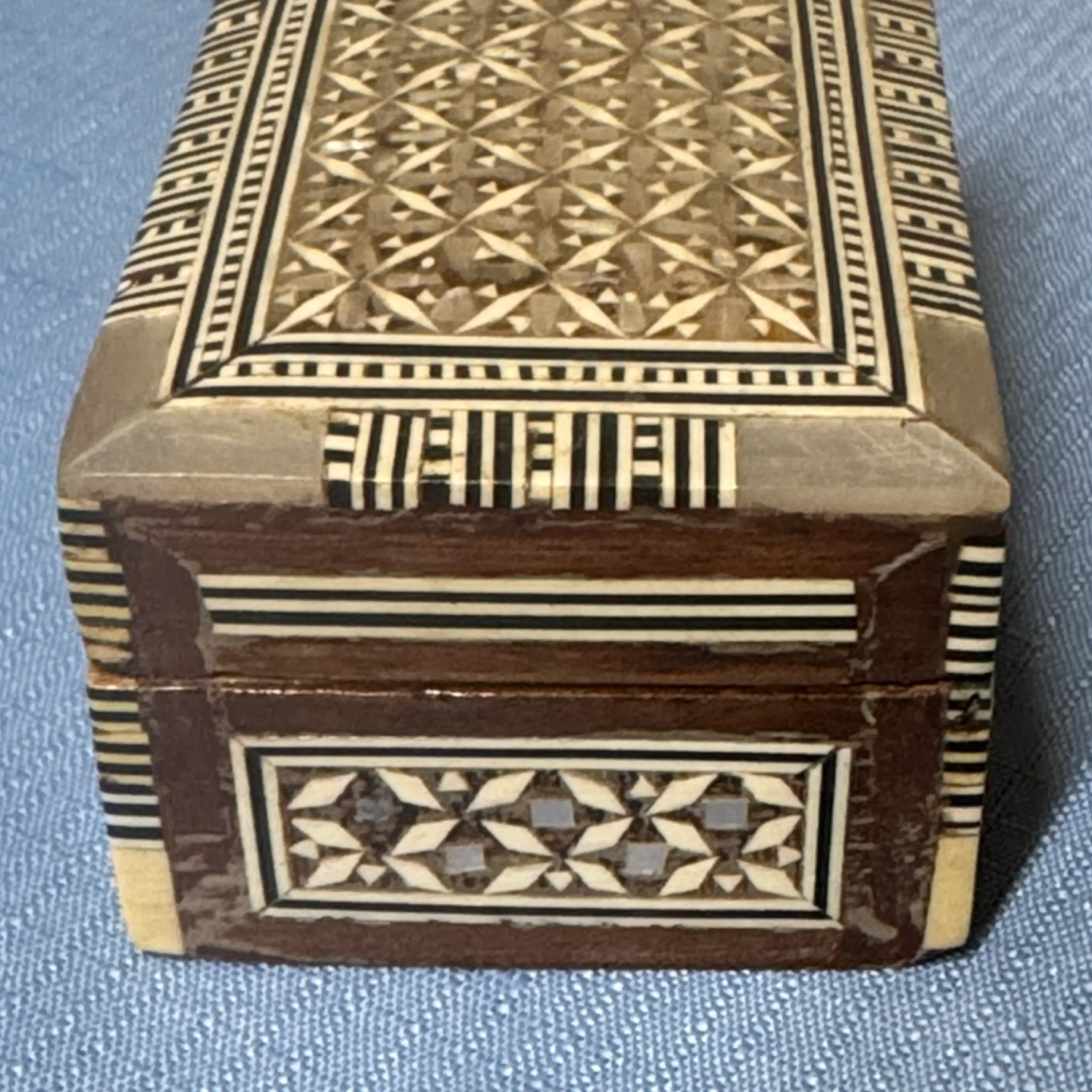 Image 3 of 9