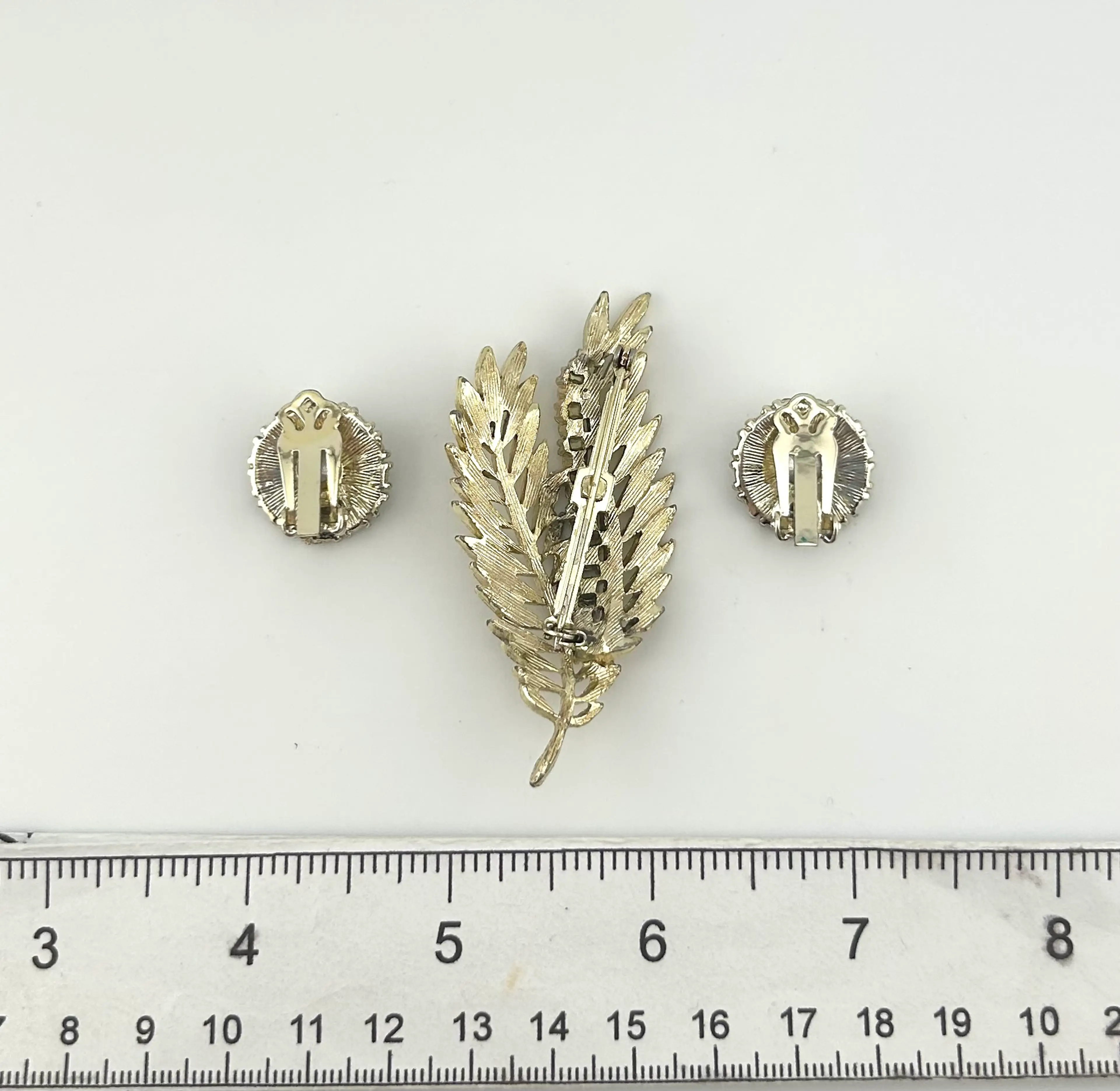 Image 4 of 5