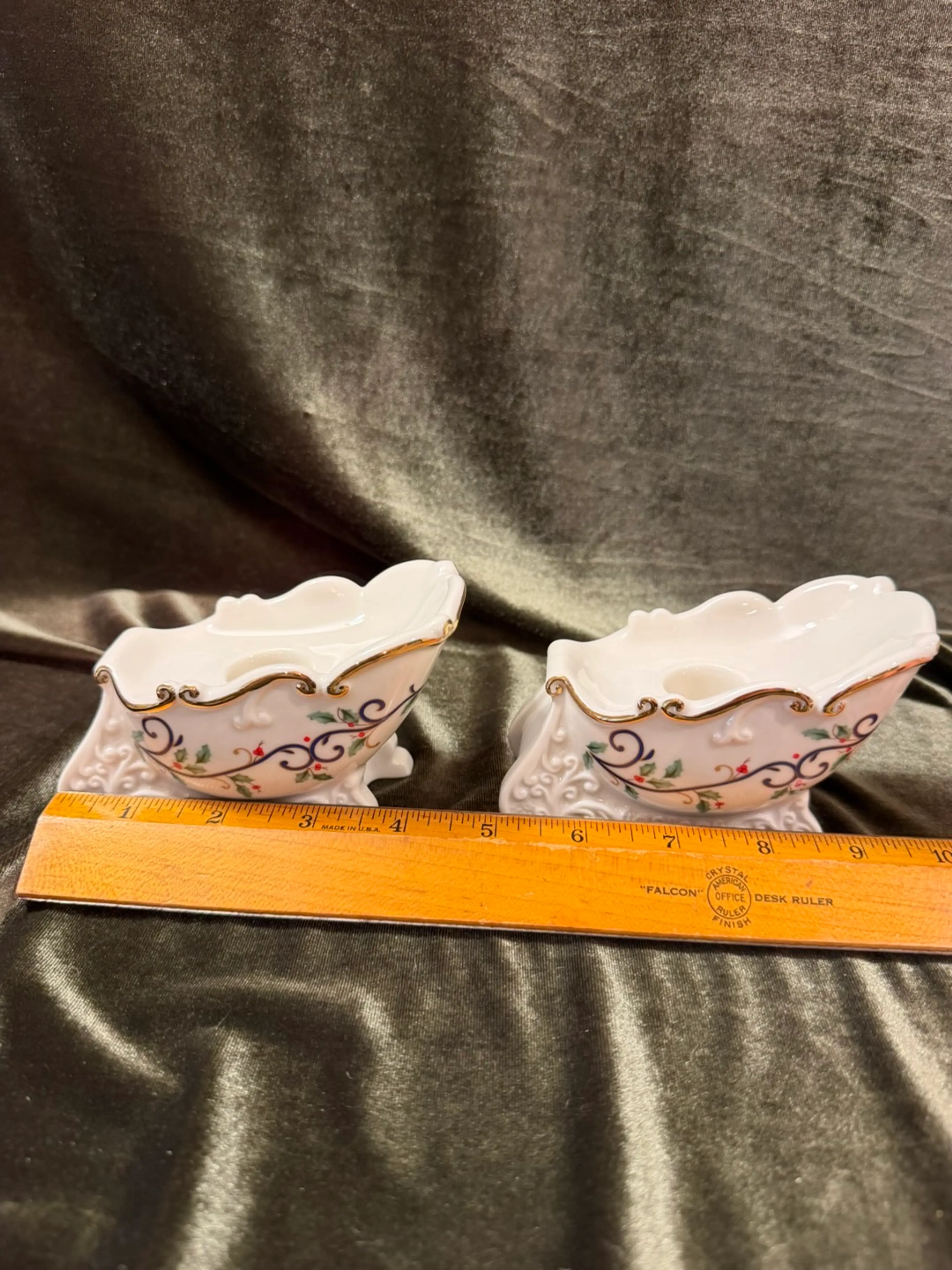 Image 2 of 10