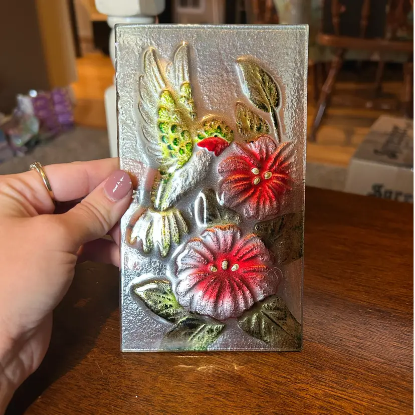 Hummingbird Glass Display