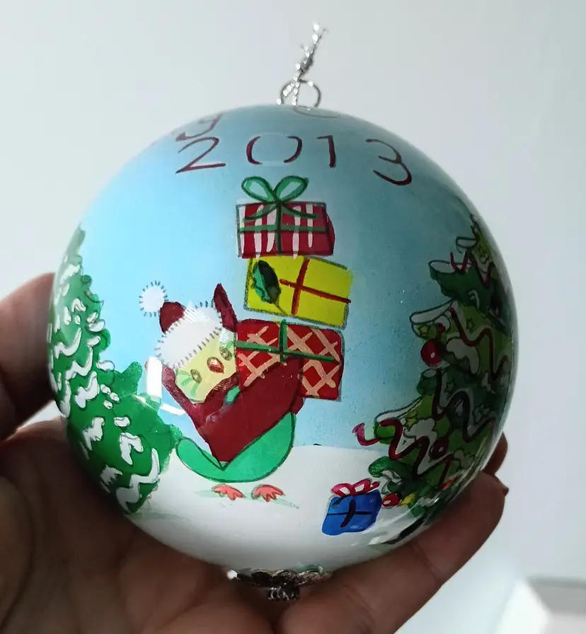 La Bien Pier 1 Imports 2013 Reverse Painted Owl Christmas Ornament Glass in Box