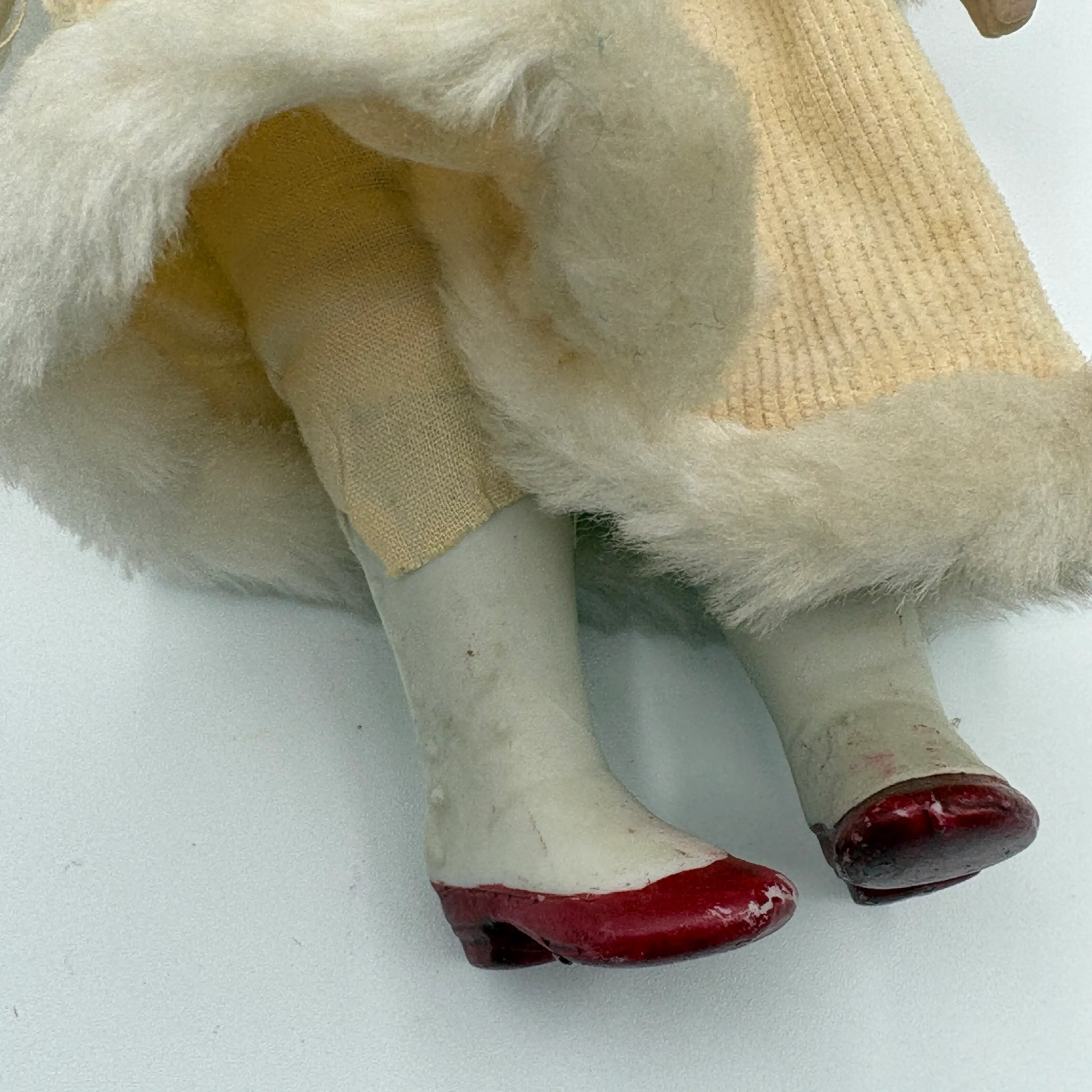 Image 2 of 6