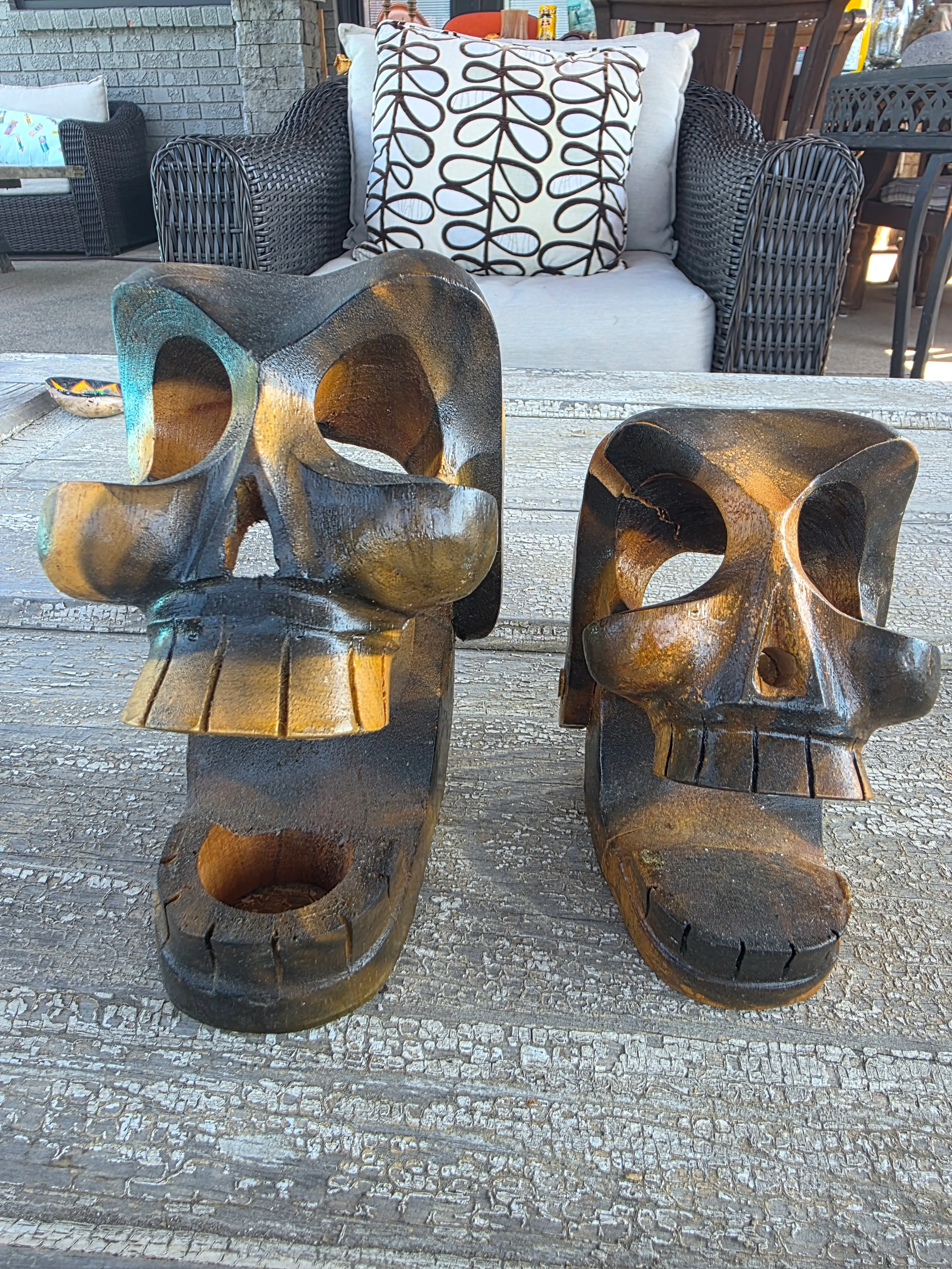 Image 2 of 7