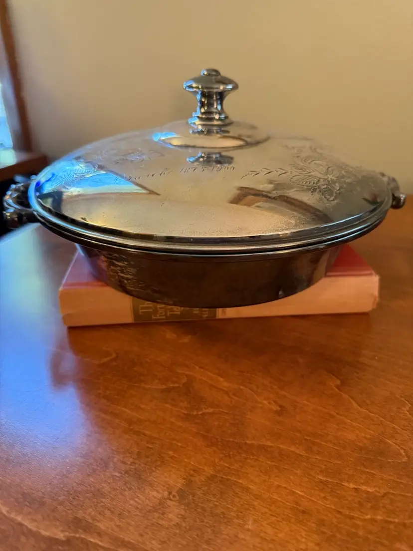 ☀️12” W x 5” H Antique Derby Co. Silver Plated
