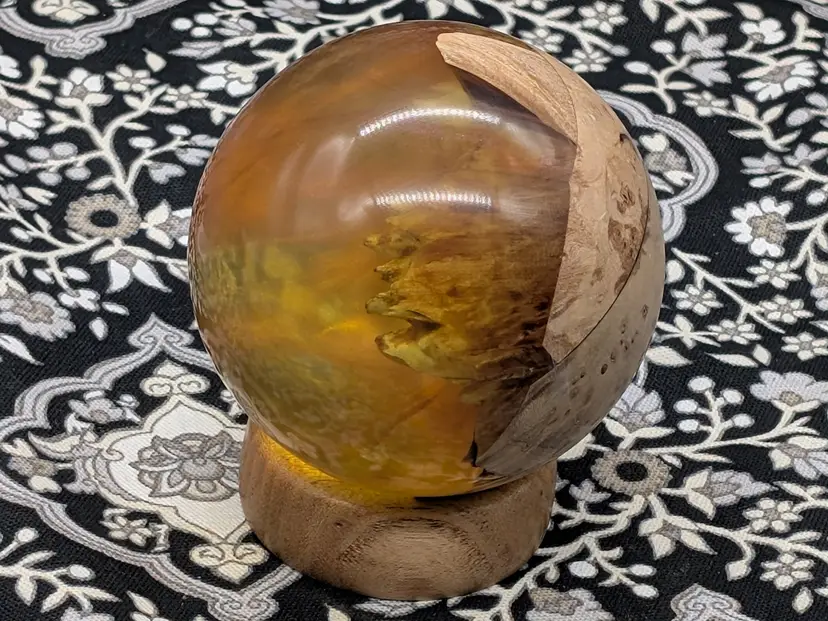 3 3/4 Flaming Eye Hybrid Sphere With Stand