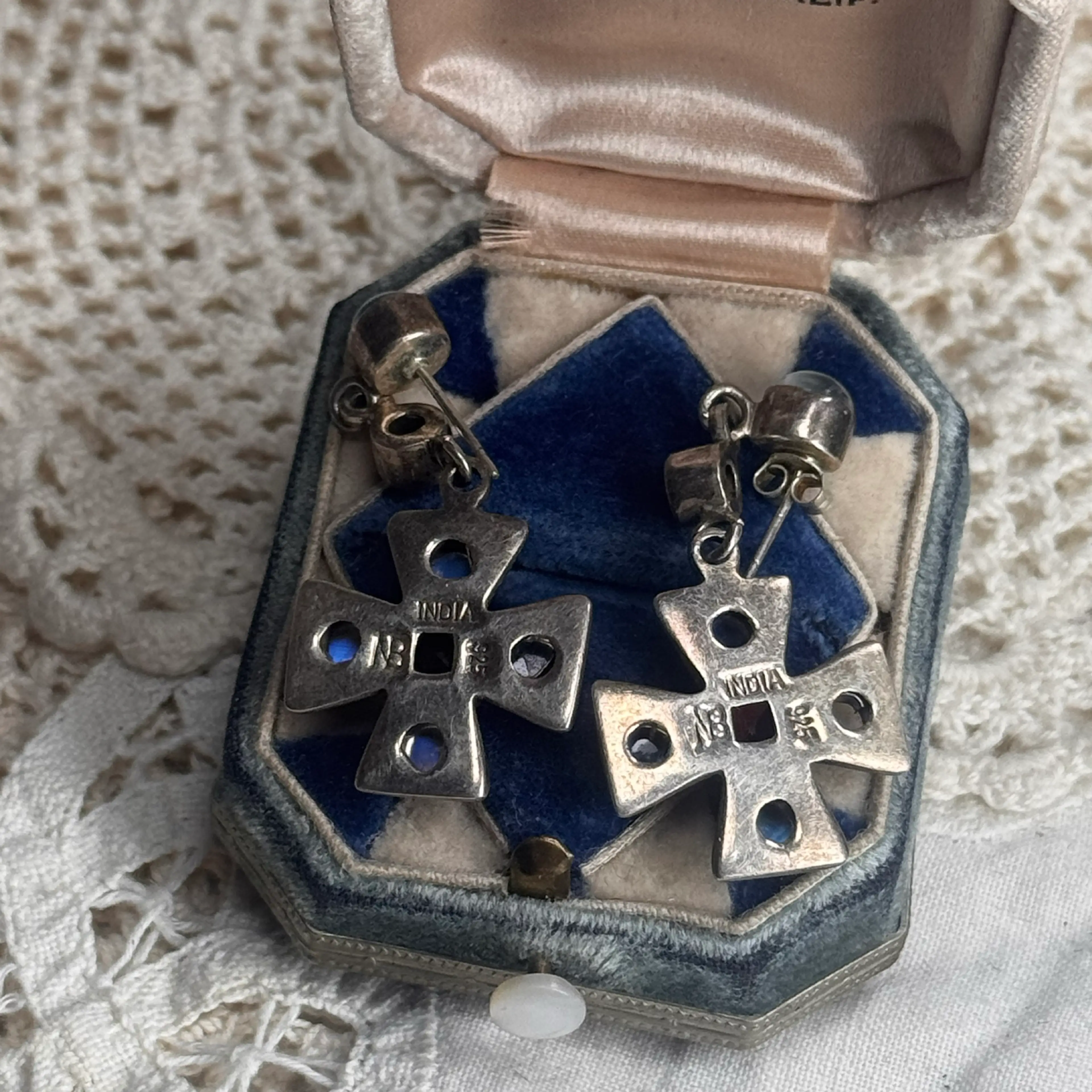 Image 2 of 2