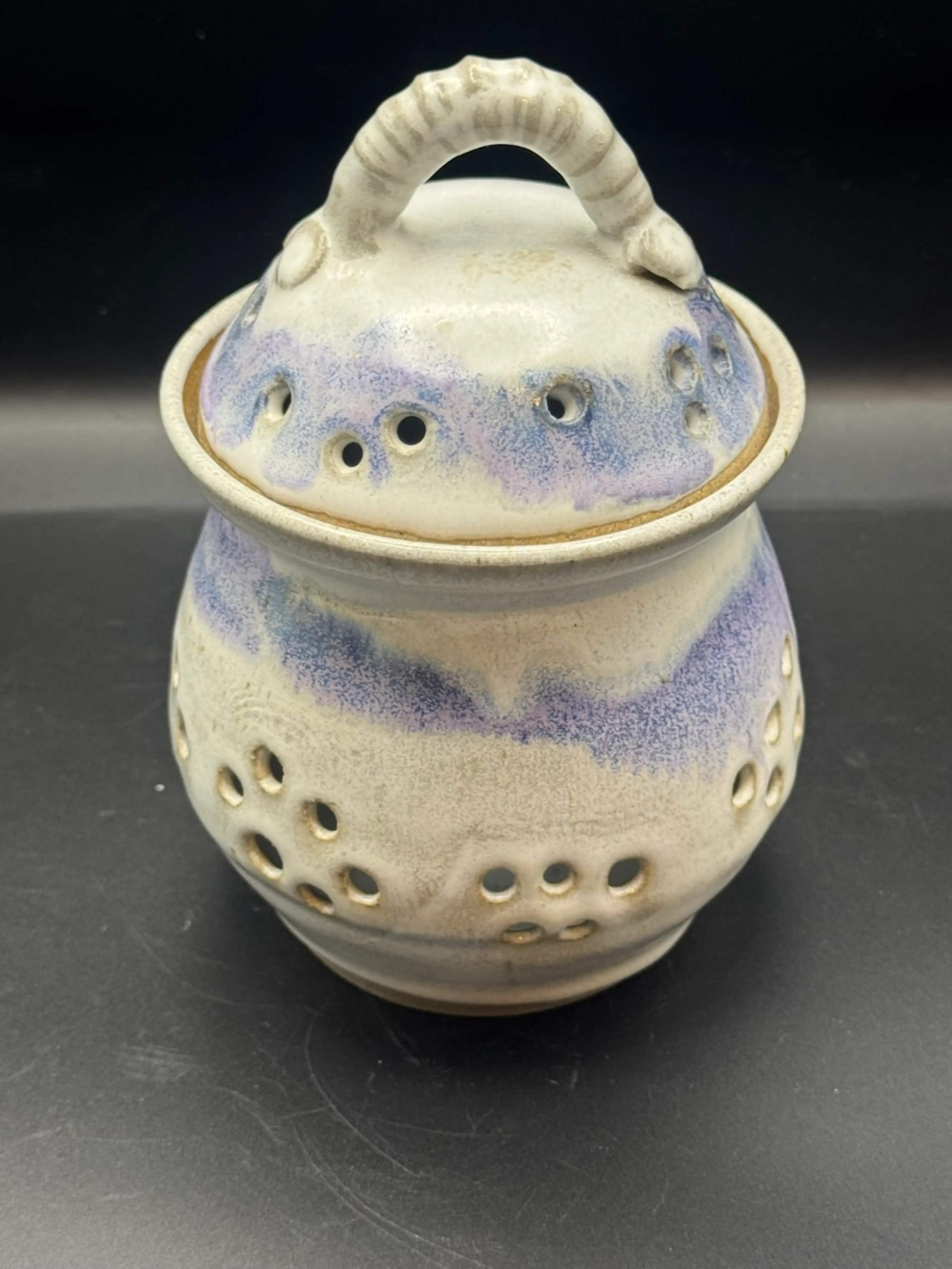 Image 3 of 9