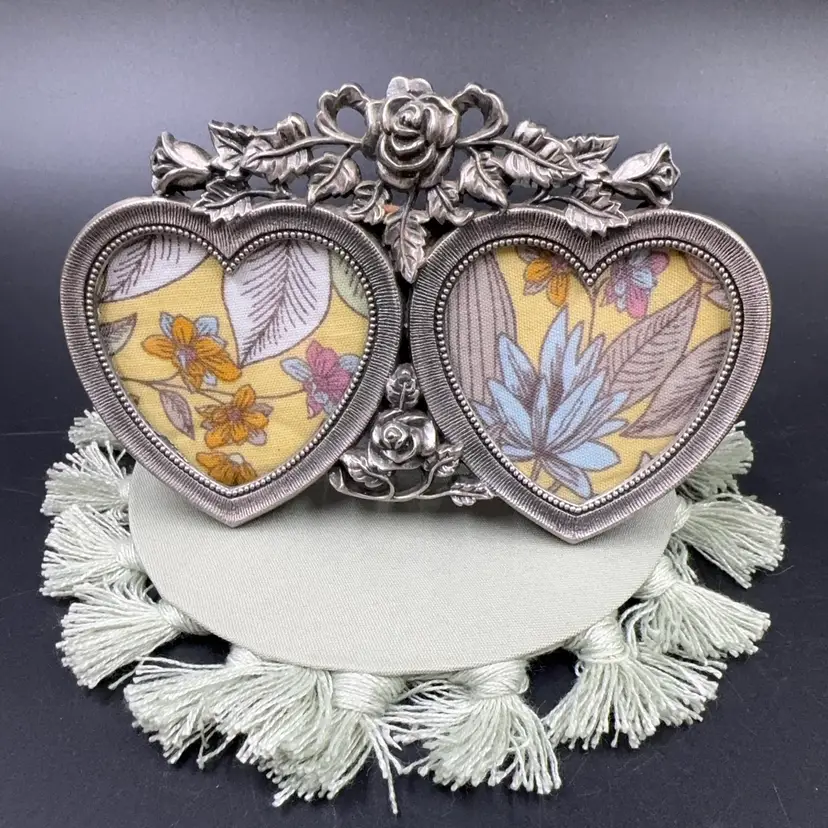 Vintage Victorian Style Pewter Hearts Roses Mini Double Picture Frame