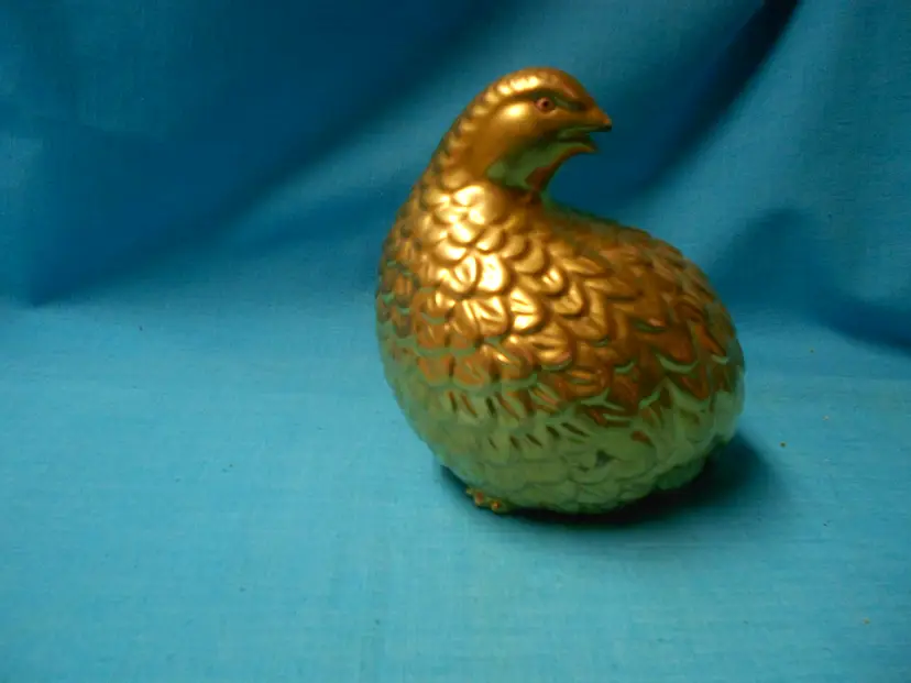 Vtg Golden Embossed Feathered Bob Quail Figurine Porcelain