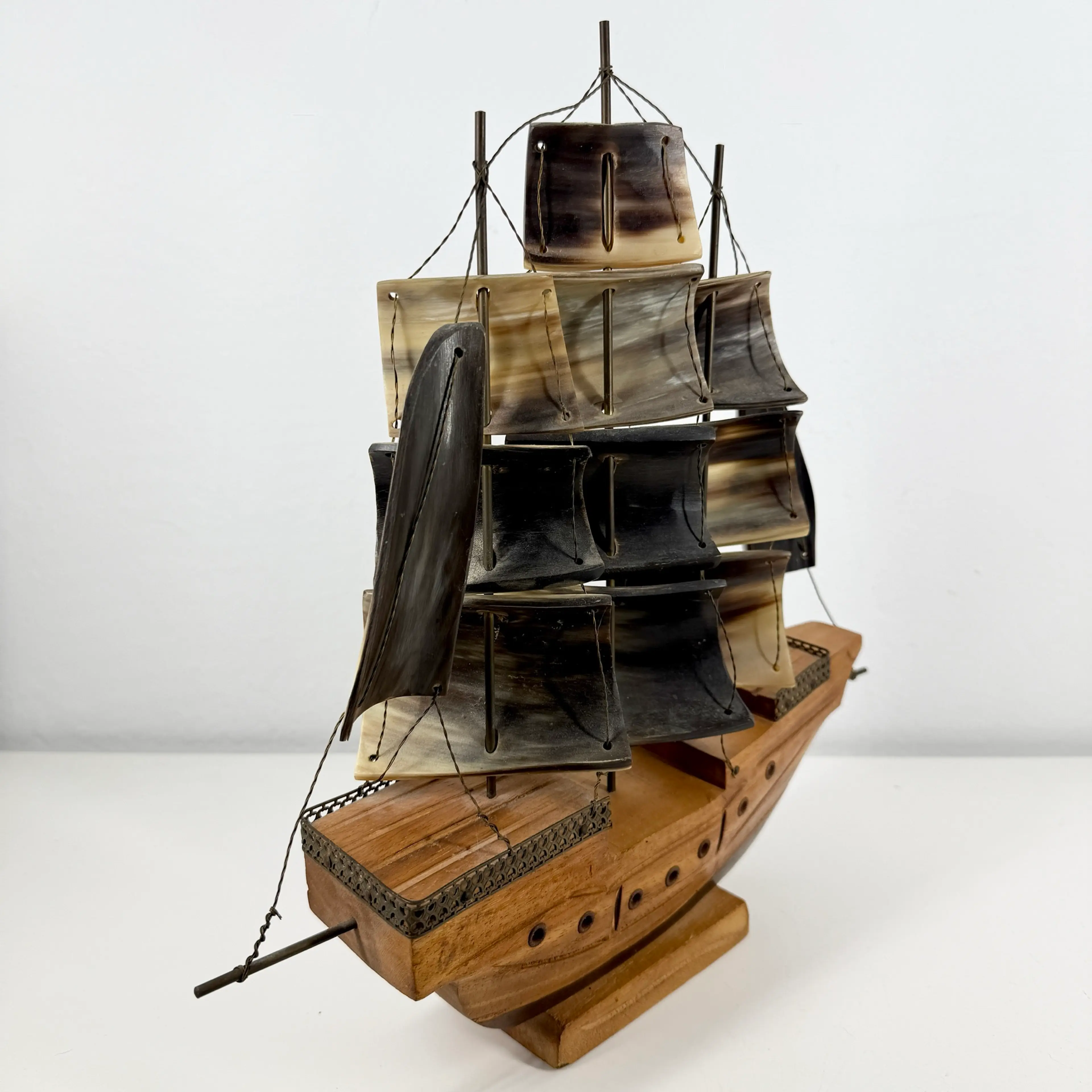 Image 4 of 10