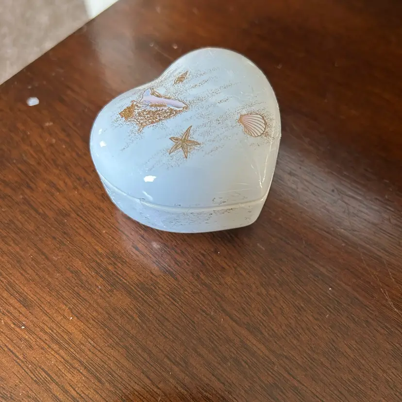 Beach Heart Trinket