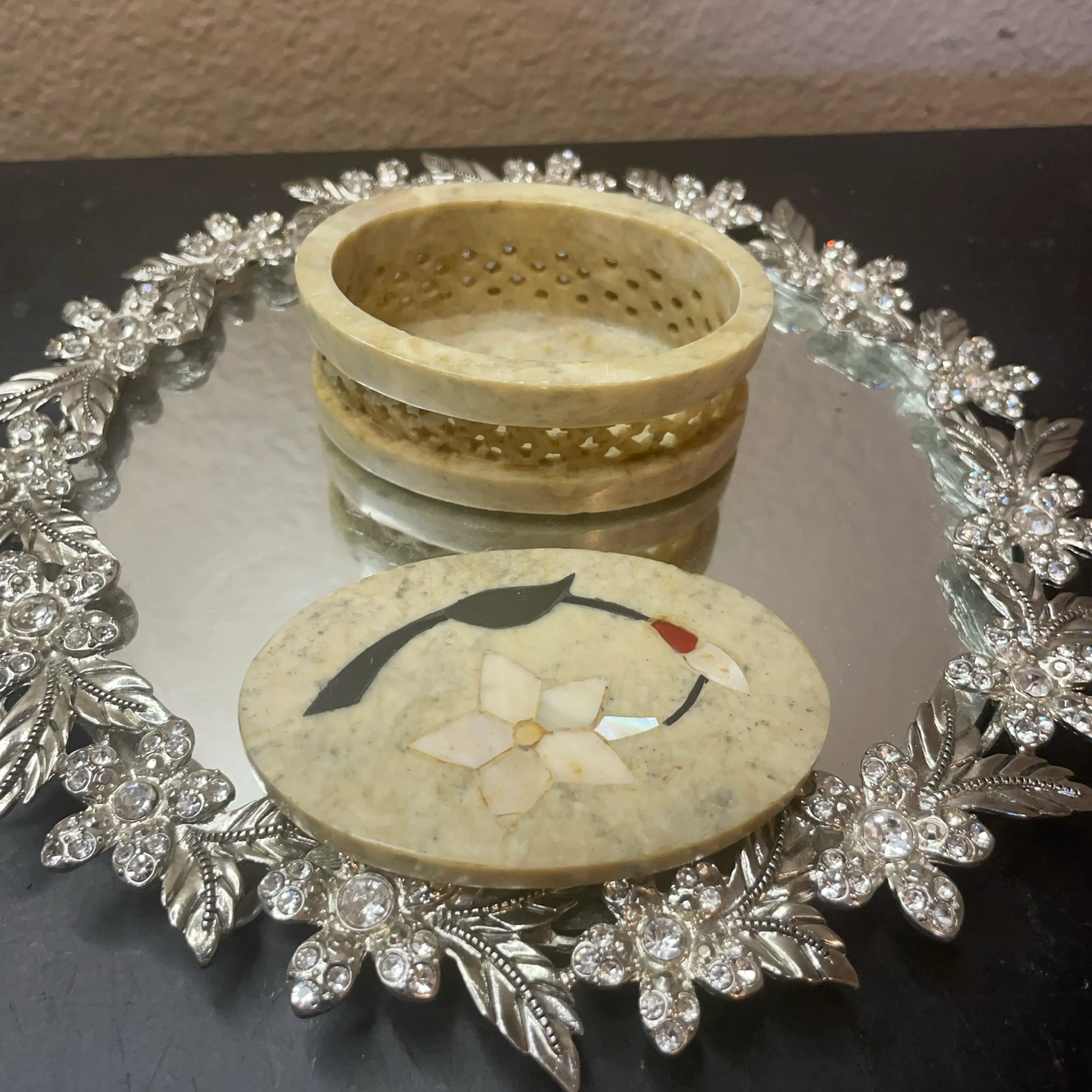 Image 4 of 6