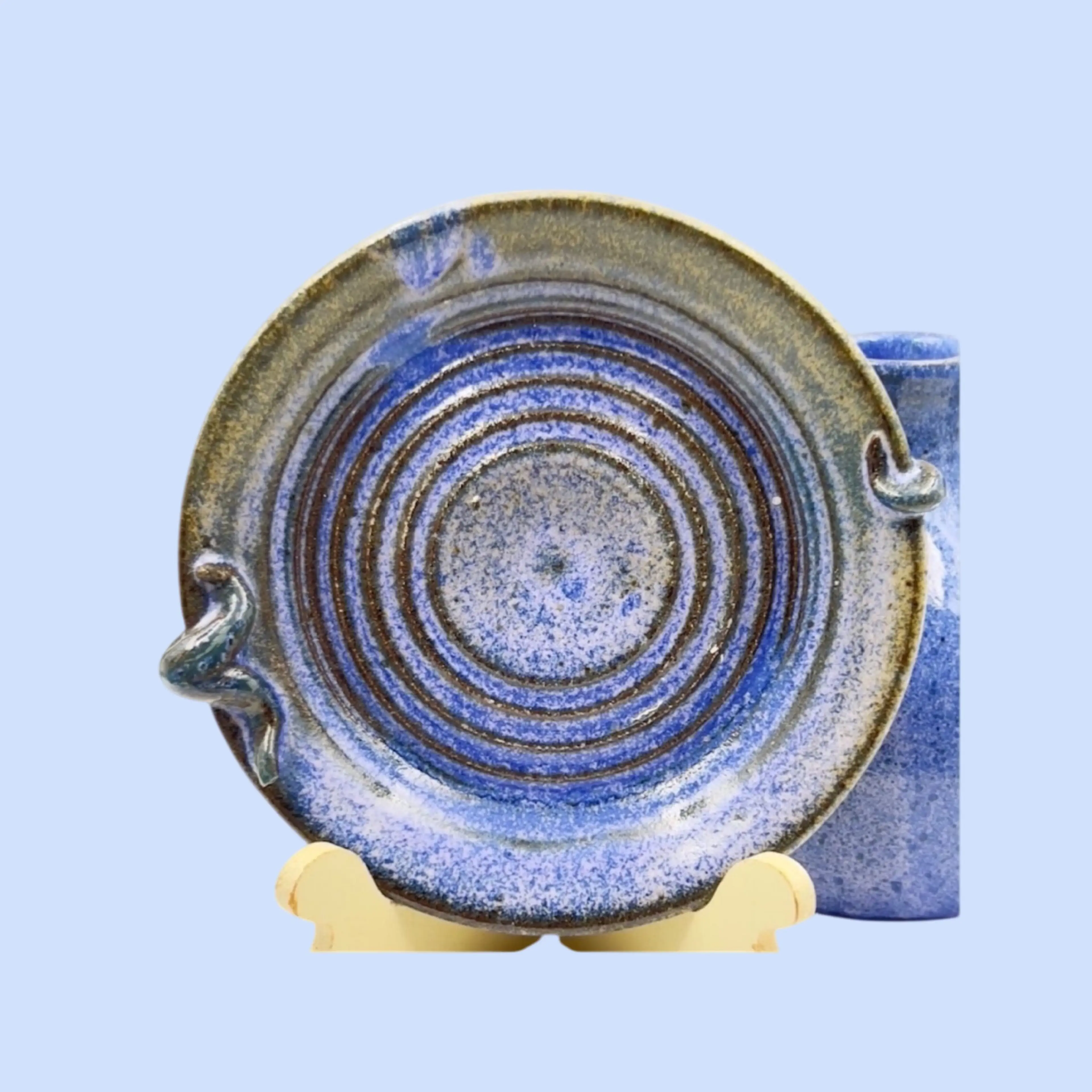 Image 4 of 8