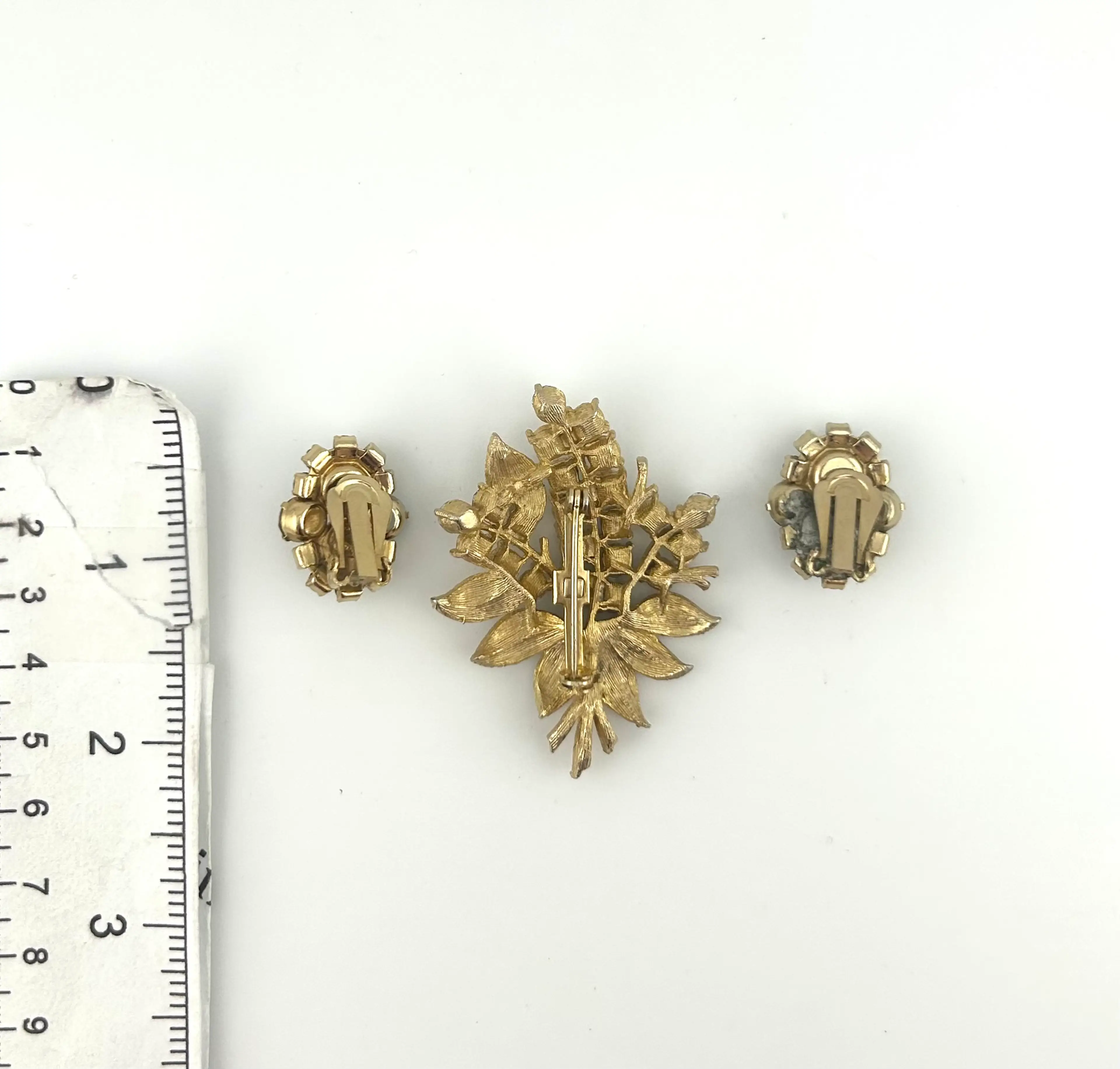 Image 4 of 5