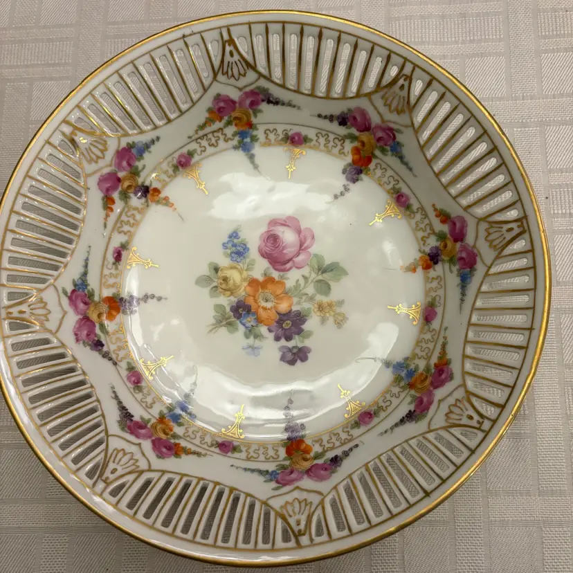 Vtg Schumann Bavaria Reticulated Bowl Dresden Flowers Pierced Gold Trim