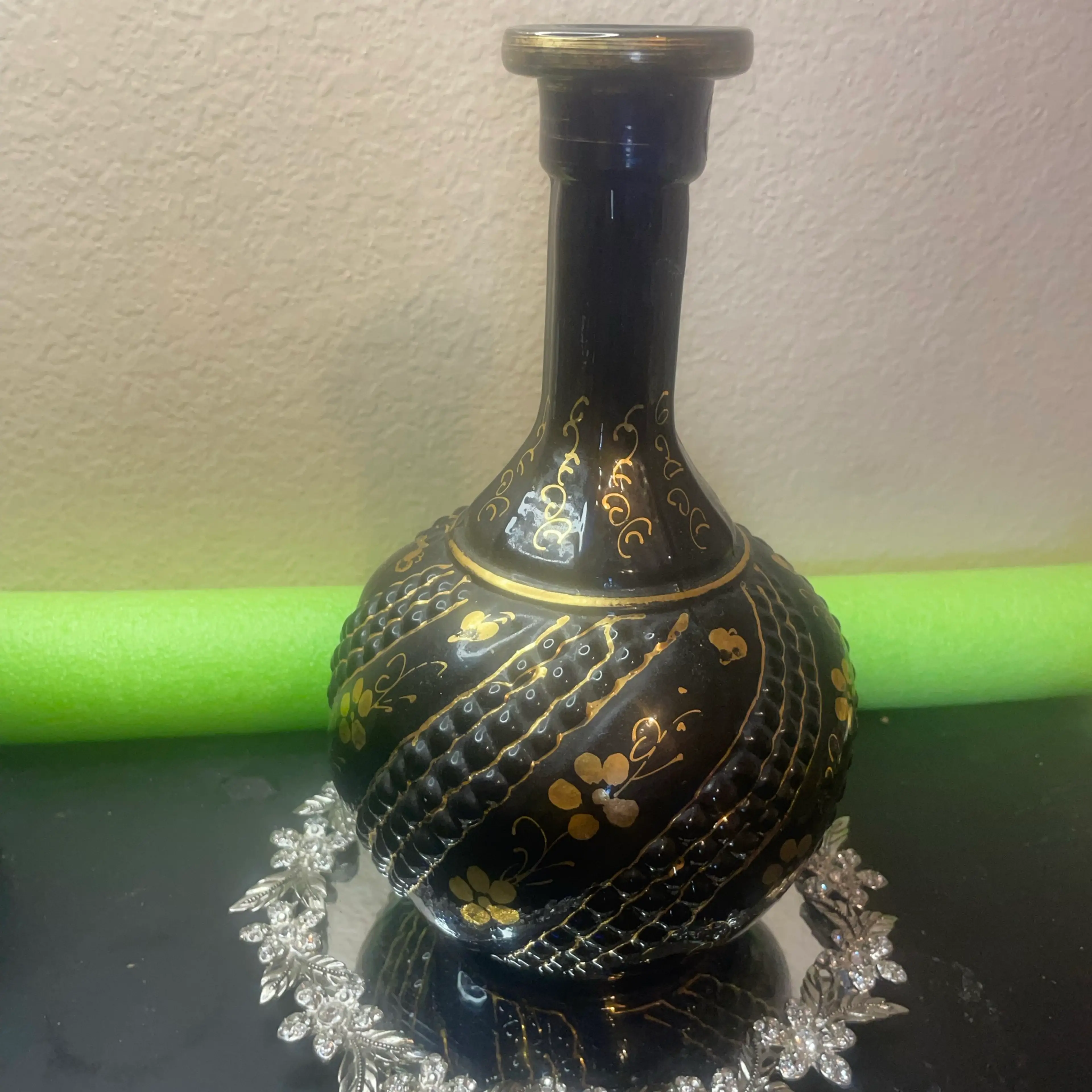 Image 2 of 8