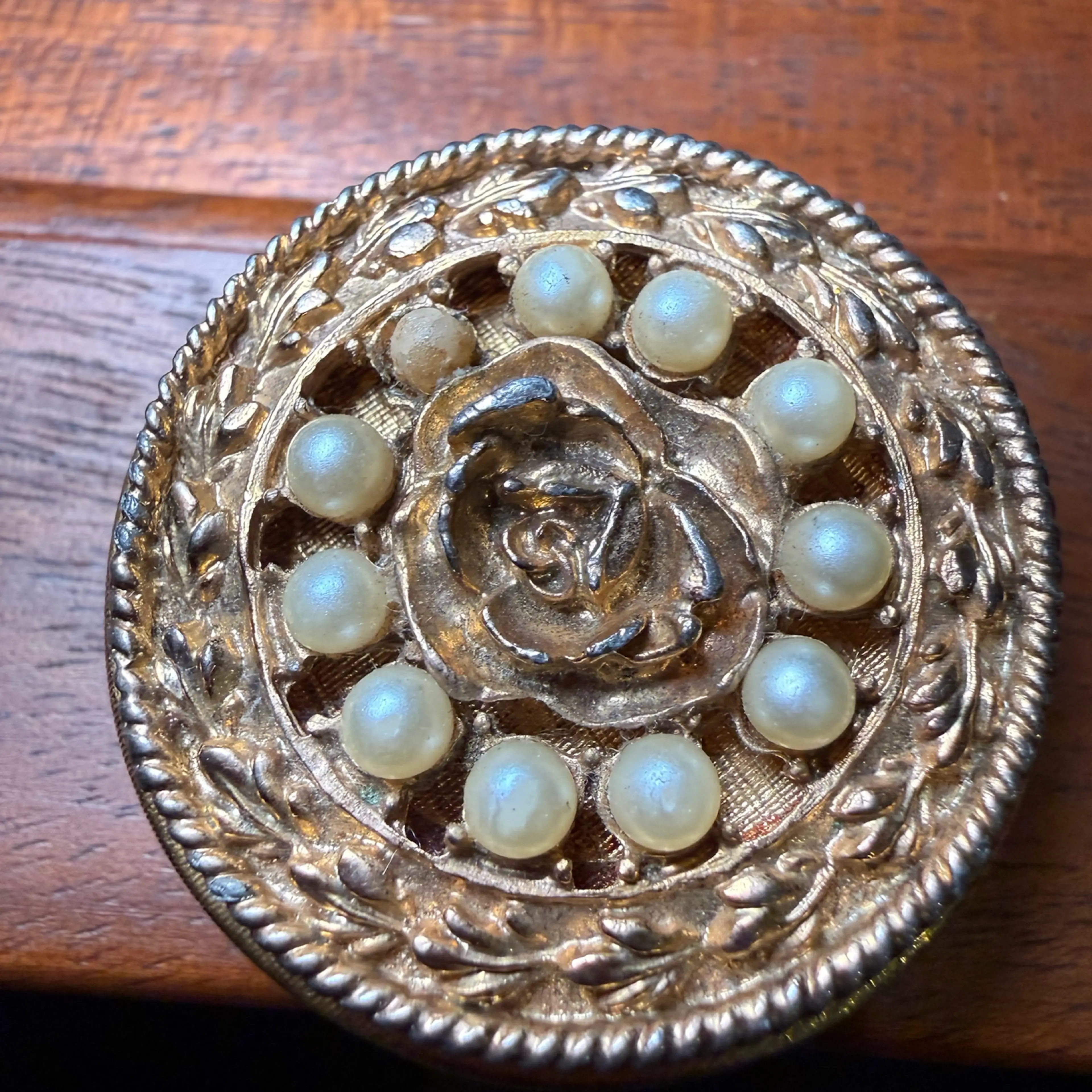 Image 3 of 4