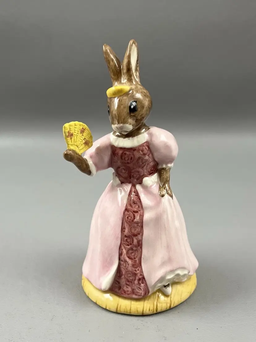 Royal Doulton Bunnykins Cinderella DB231 2002 RDICC Figurine REPAIRED Fan