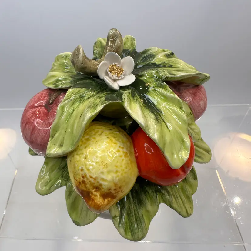 Vintage Sorrento Arnart Fruit Basket Japan