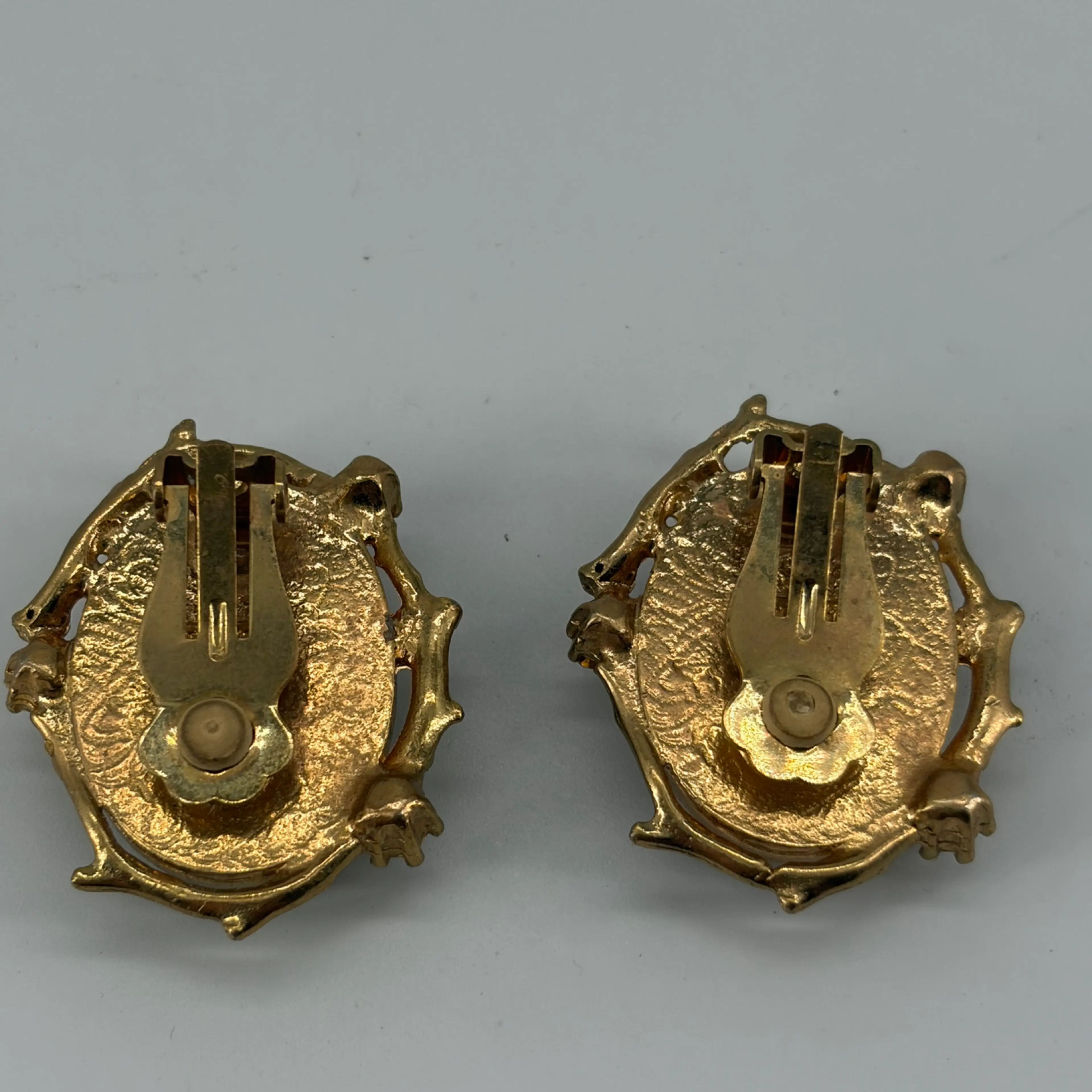 Image 2 of 2
