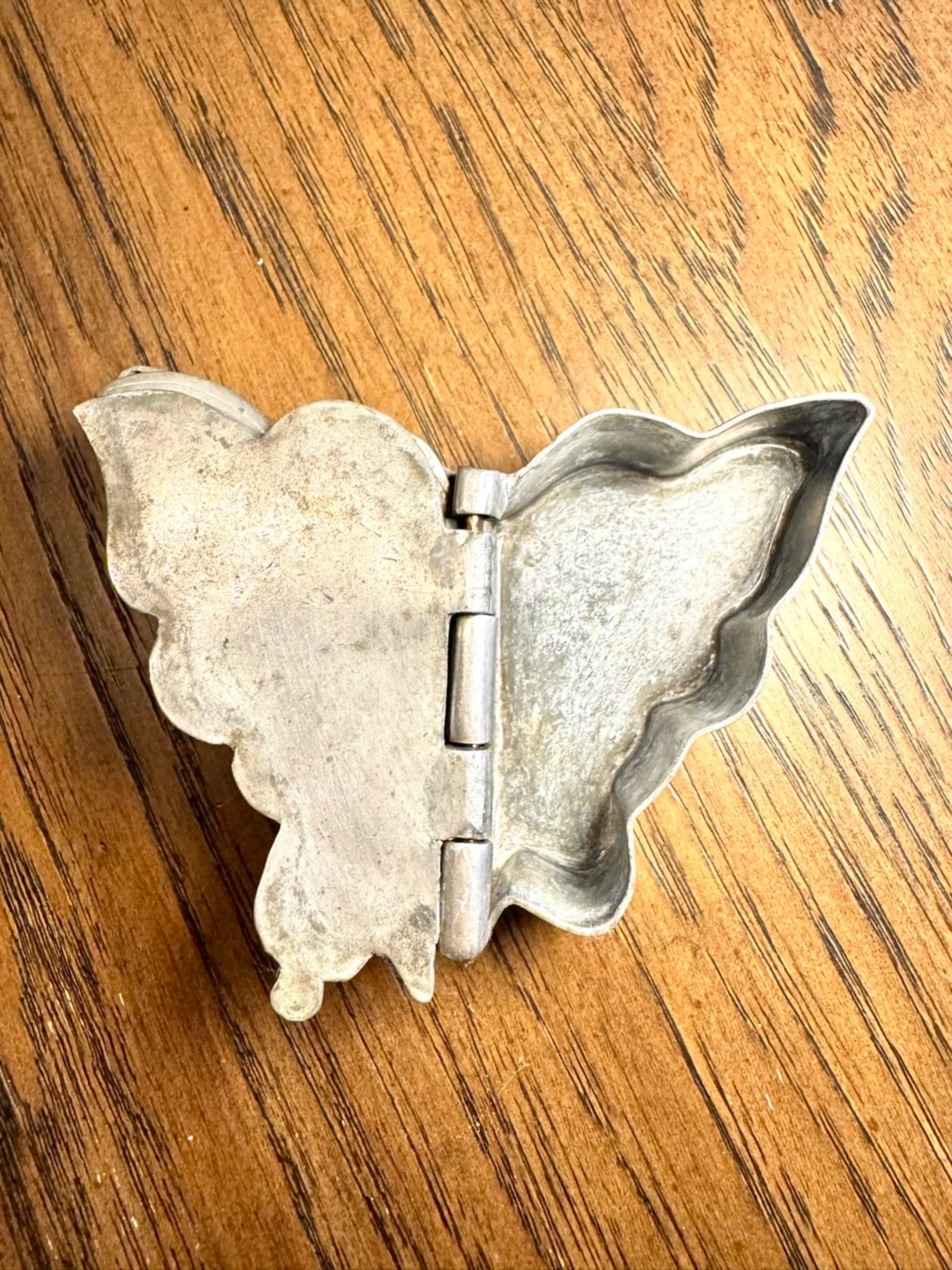 Image 3 of 4