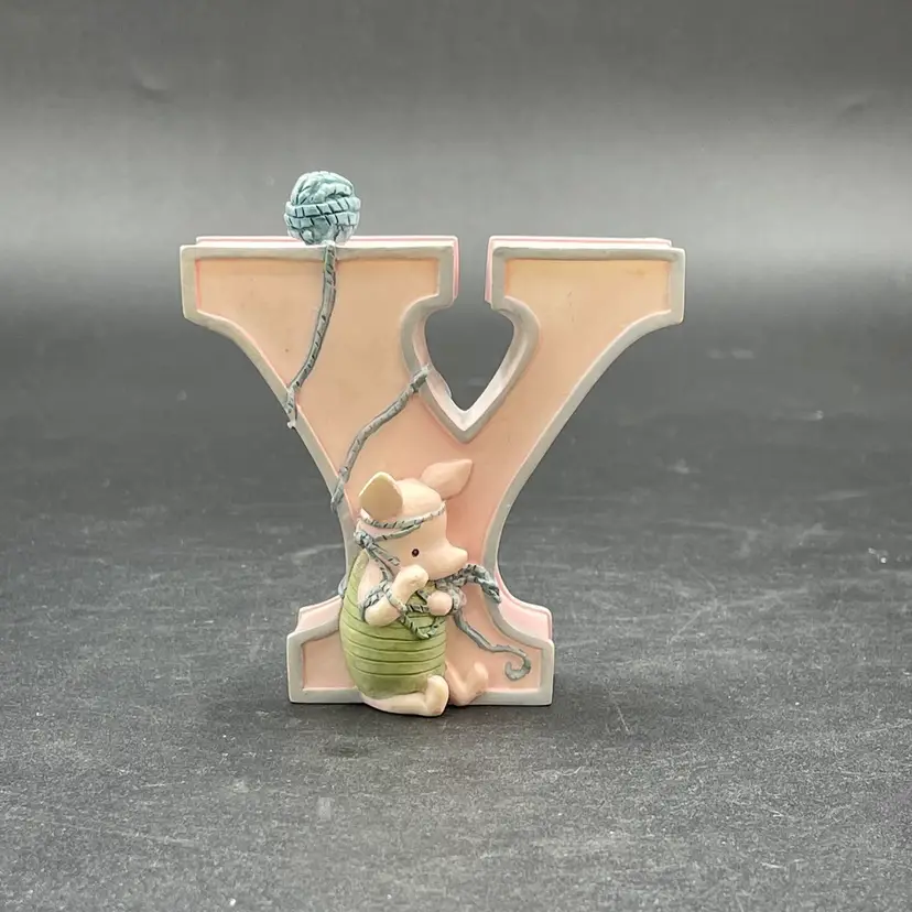 Disney Classic Winnie the Pooh Piglet Letter Y Yarn Figurine VTG Michel & Co