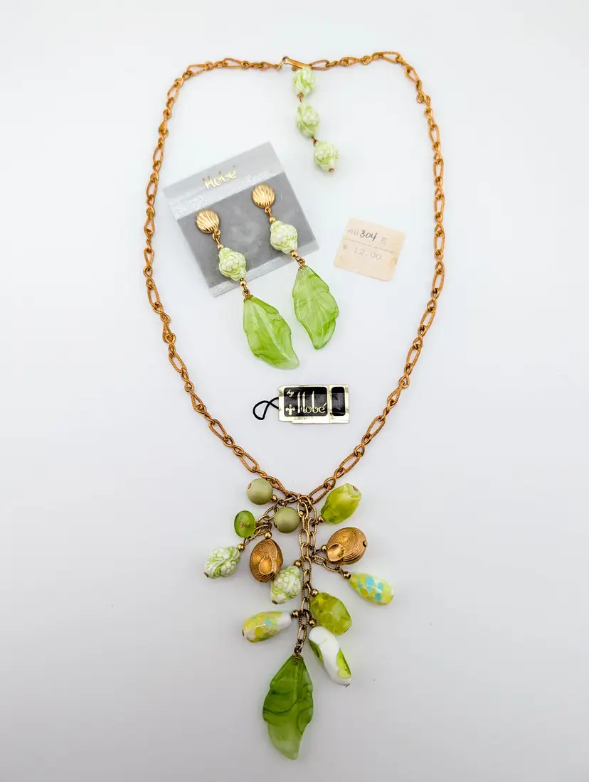 Vintage Hobé Molded Glass Necklace and Earrings Complete With Original Tags!