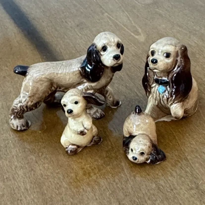 Hagen Renaker Miniature Cocker Spaniel Papa Mom and Two Pups Brown & Cream