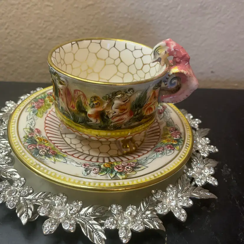 Gorgeous Capodimonte Italy Cherub Relief Demitasse Cup & Saucer Set From Italy