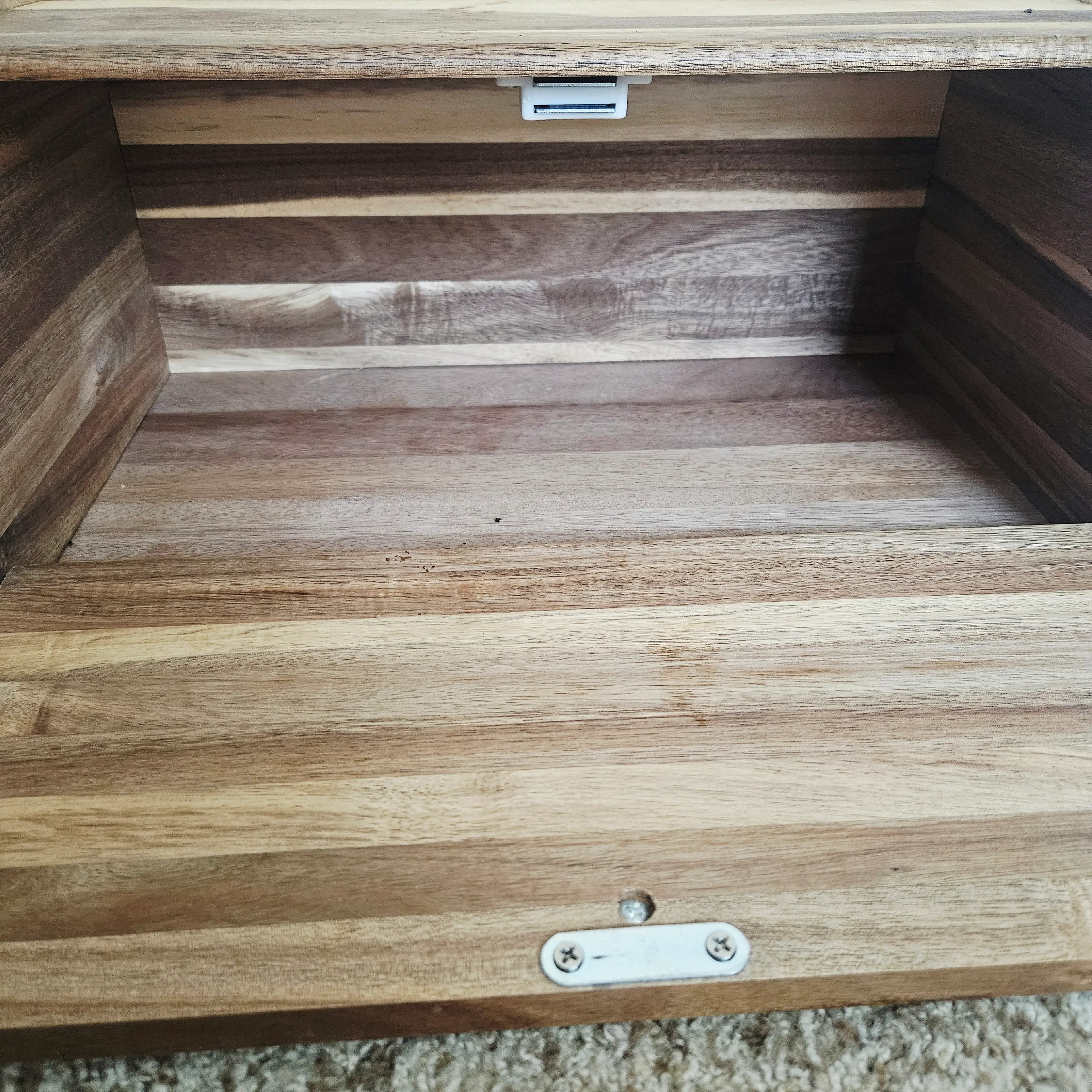 Image 4 of 8