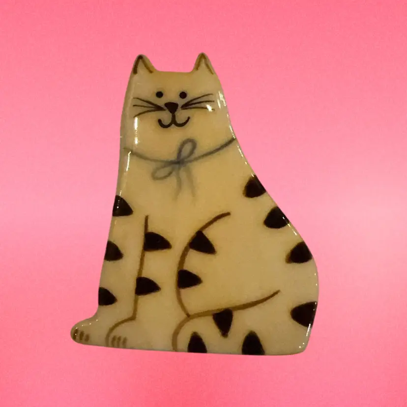 Vintage Ceramic Cat Brooch