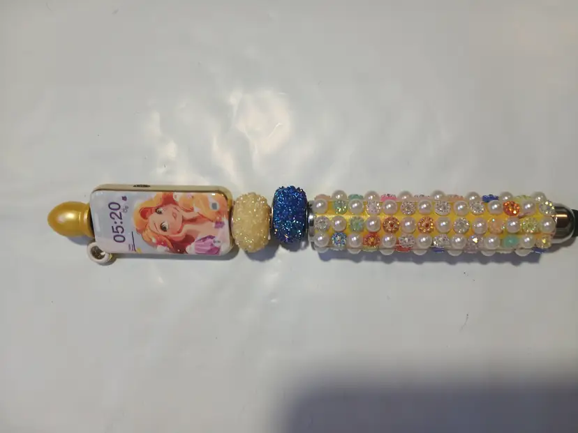 Tangled stylus for use on phone computer or ipad. Add a little sparkle ro the search