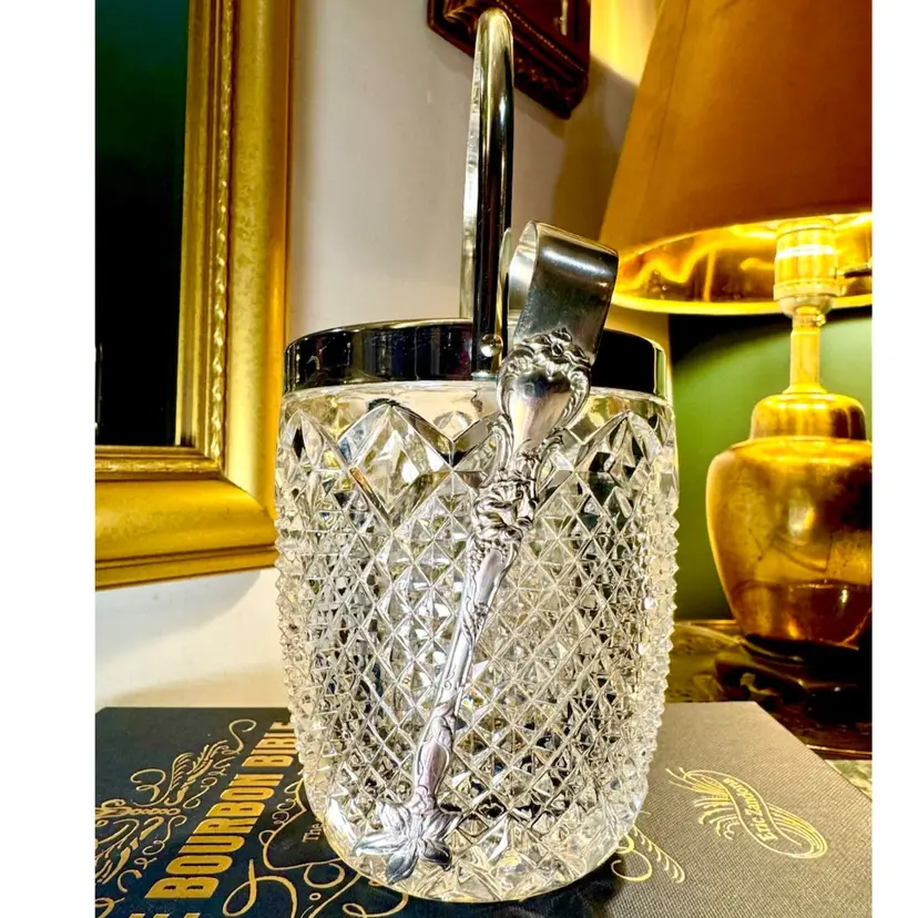 😻 4.5x3.5” West Germany lead crystal mini ice/olive bucket w/diamond point pattern & antique silver-plated, R. Wallace & Sons.