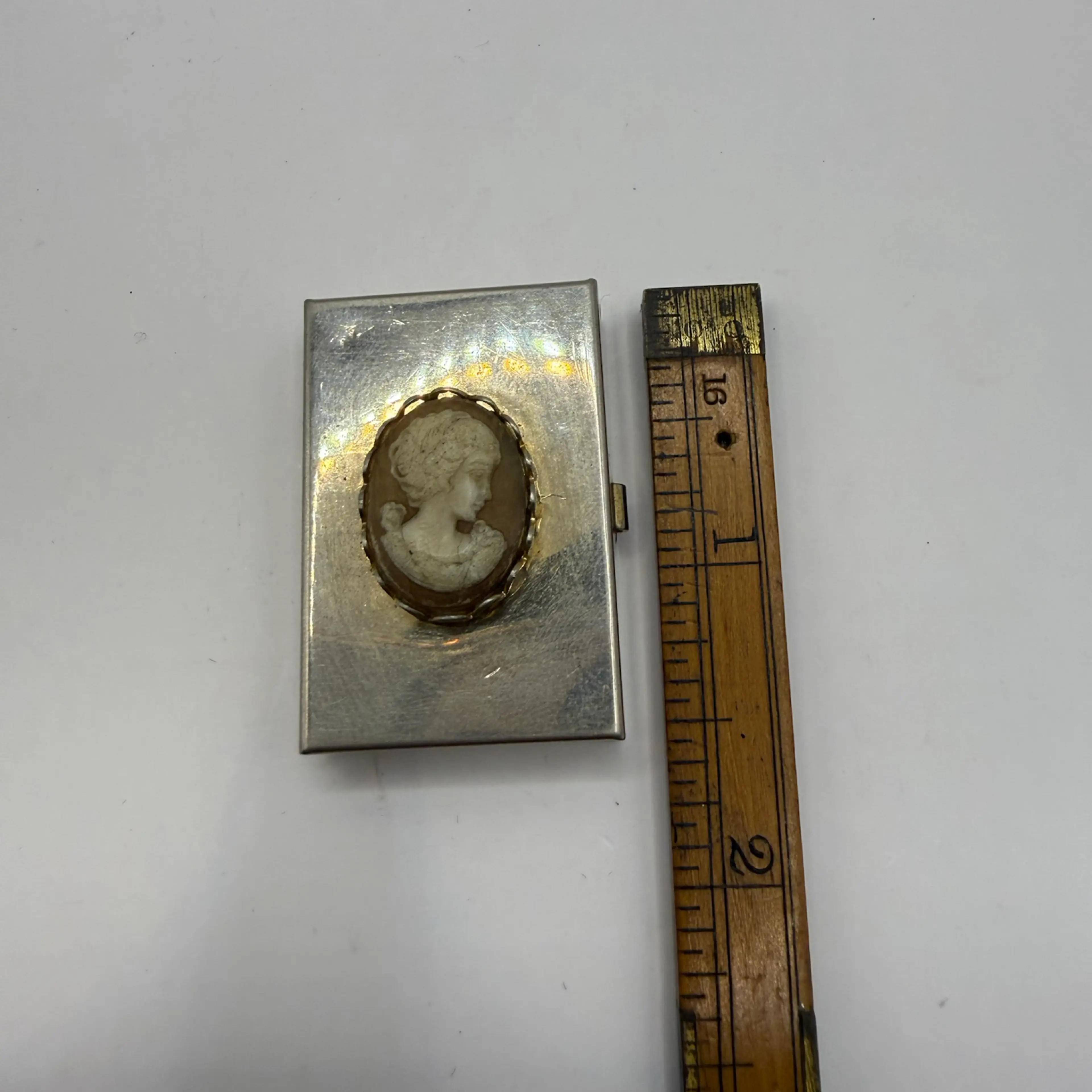 Image 4 of 4