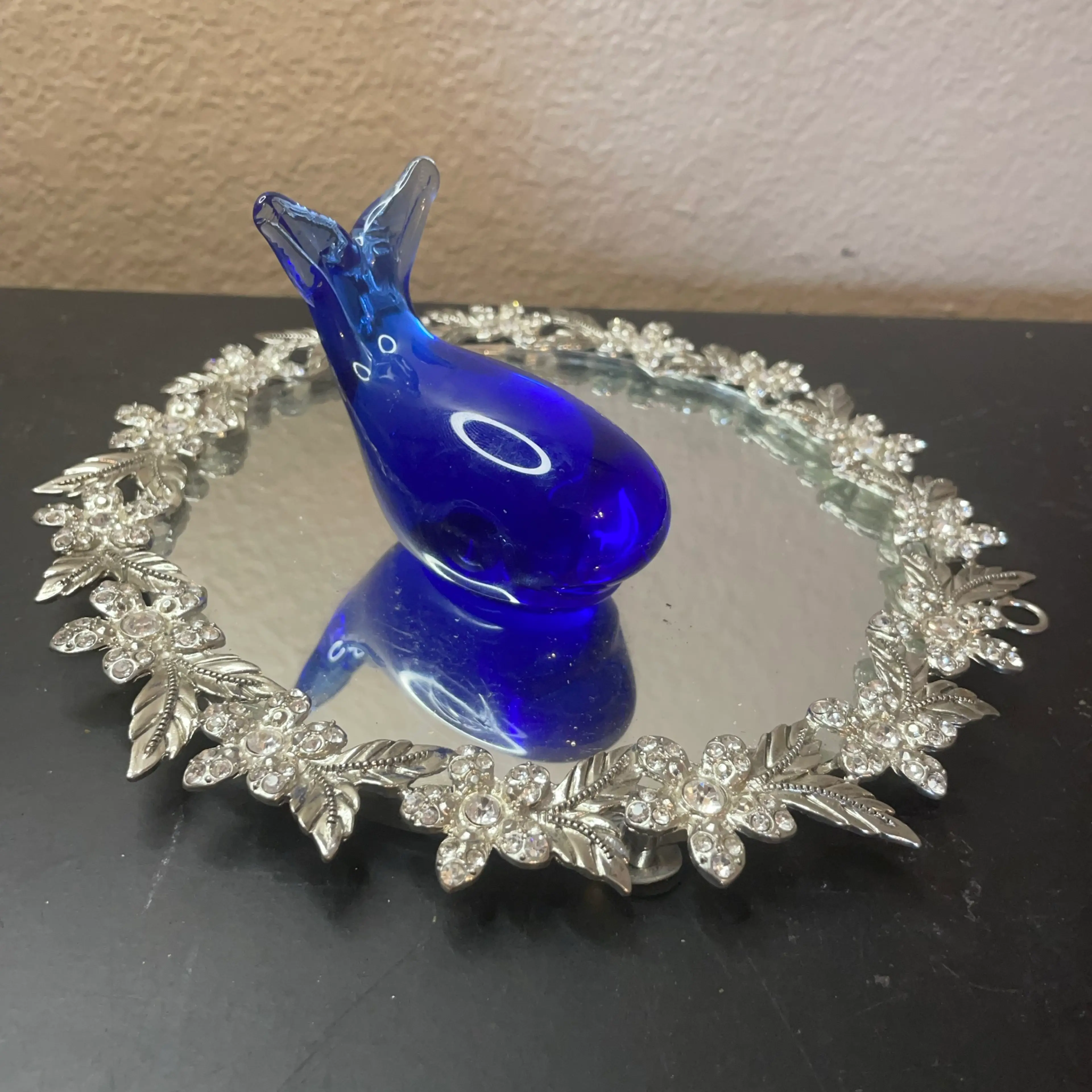 Image 2 of 6