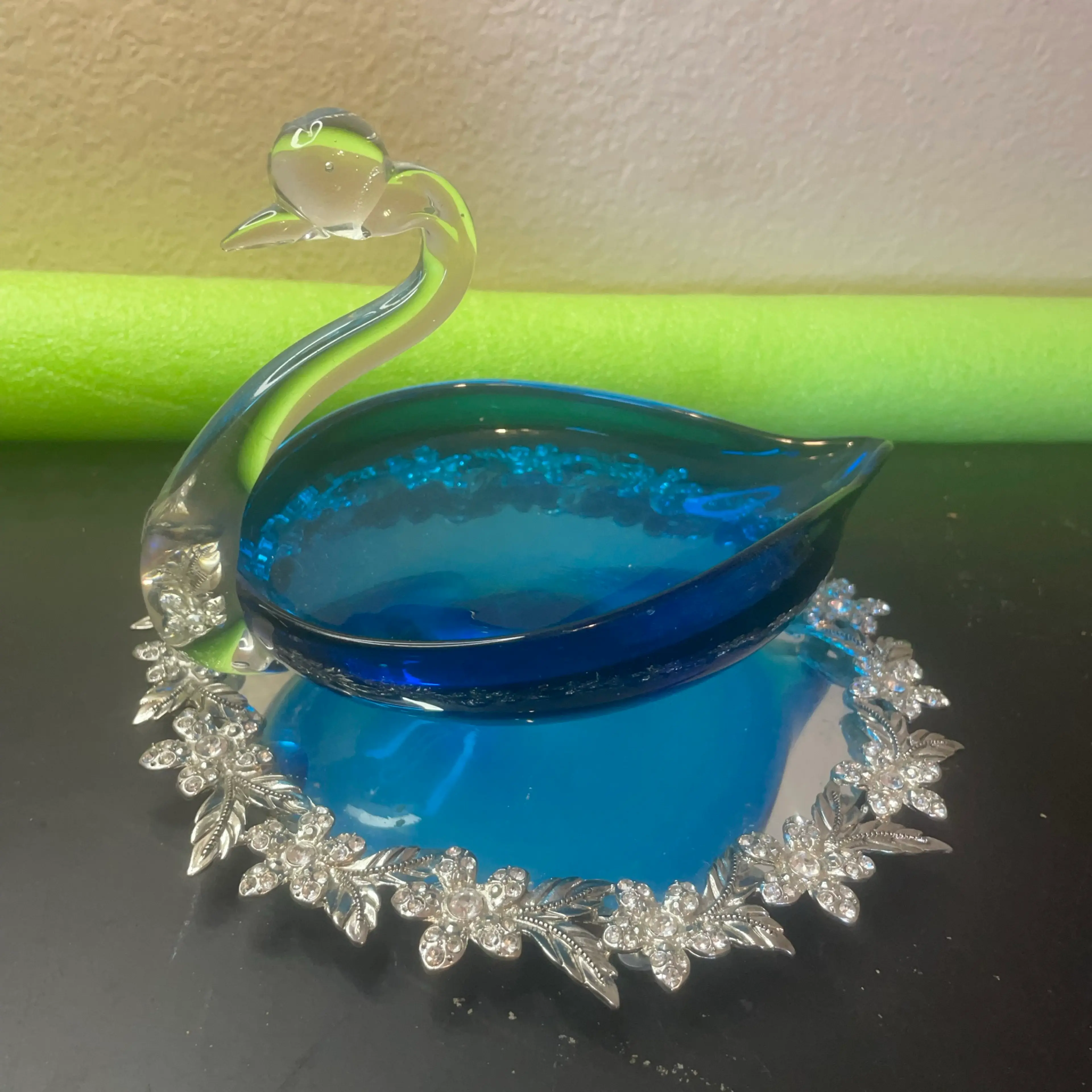 Image 2 of 4
