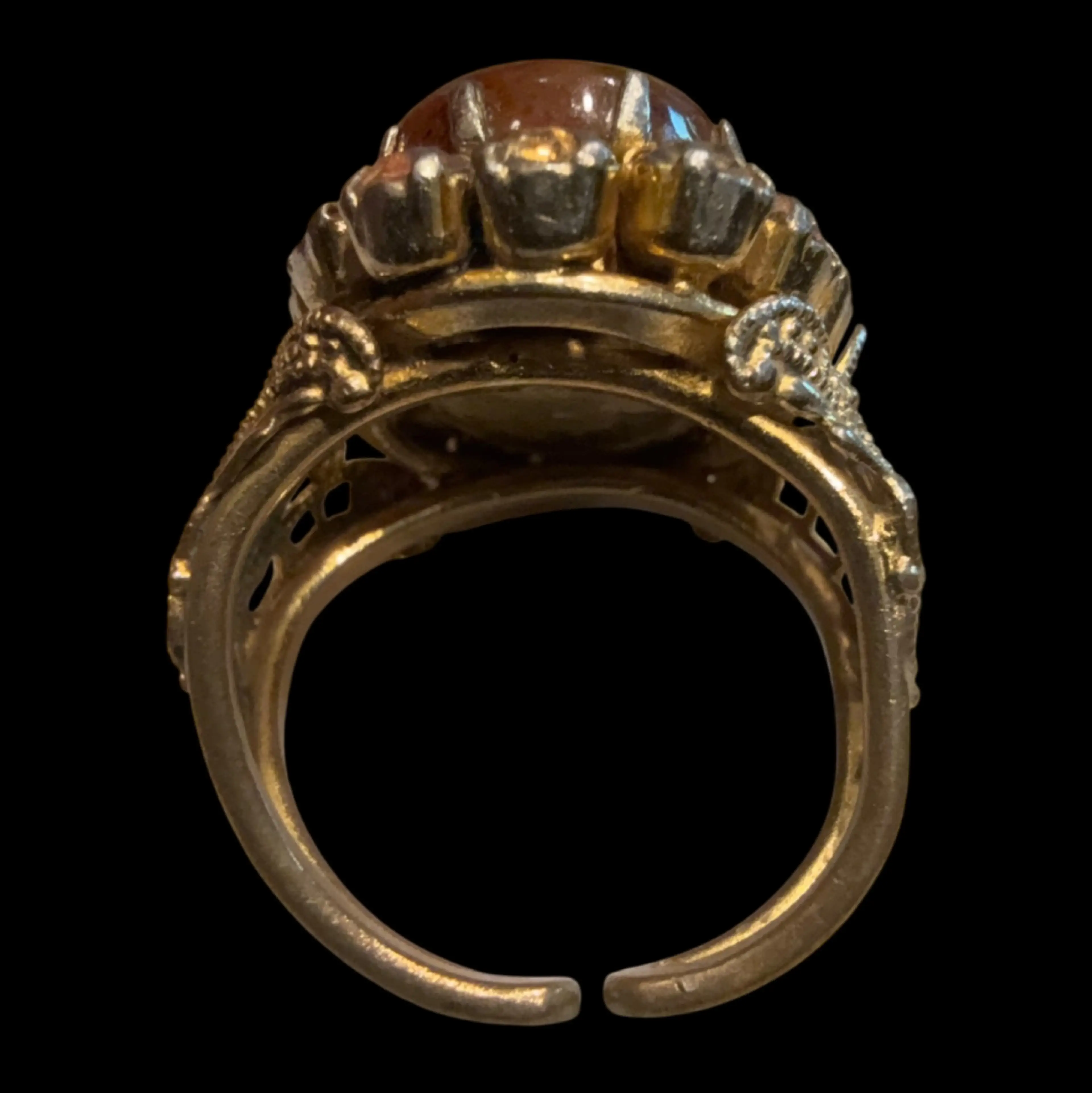 Image 4 of 5