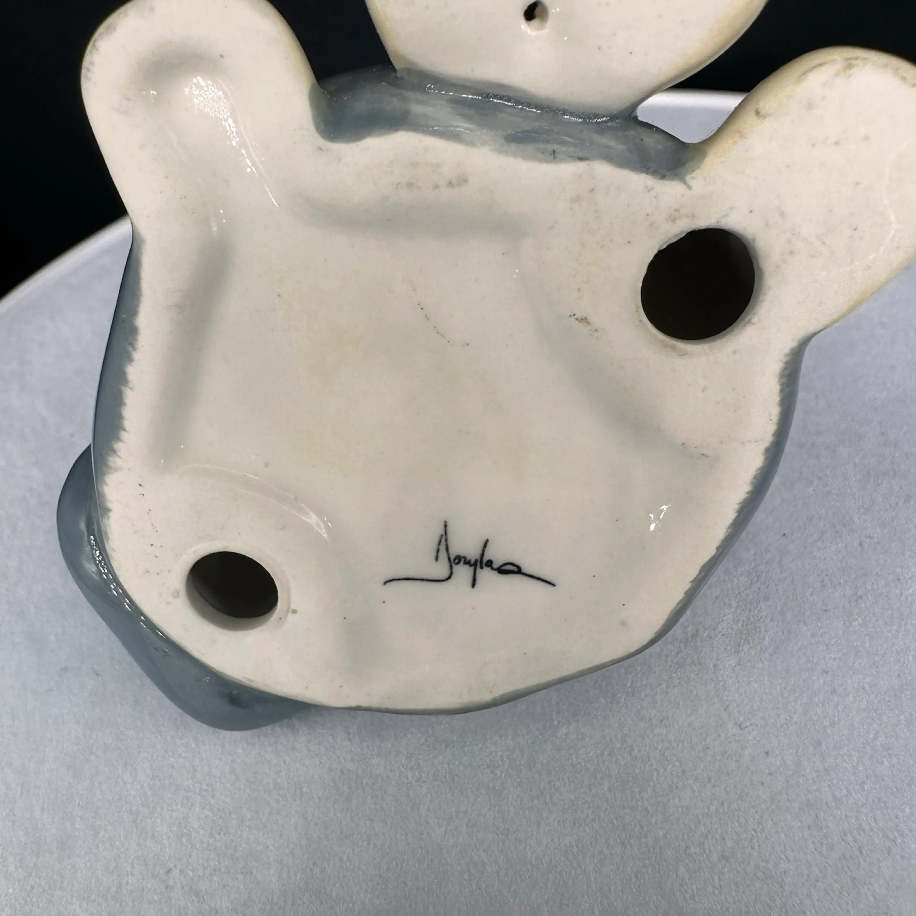 Image 2 of 5