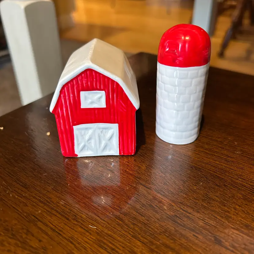 Farm Shakers