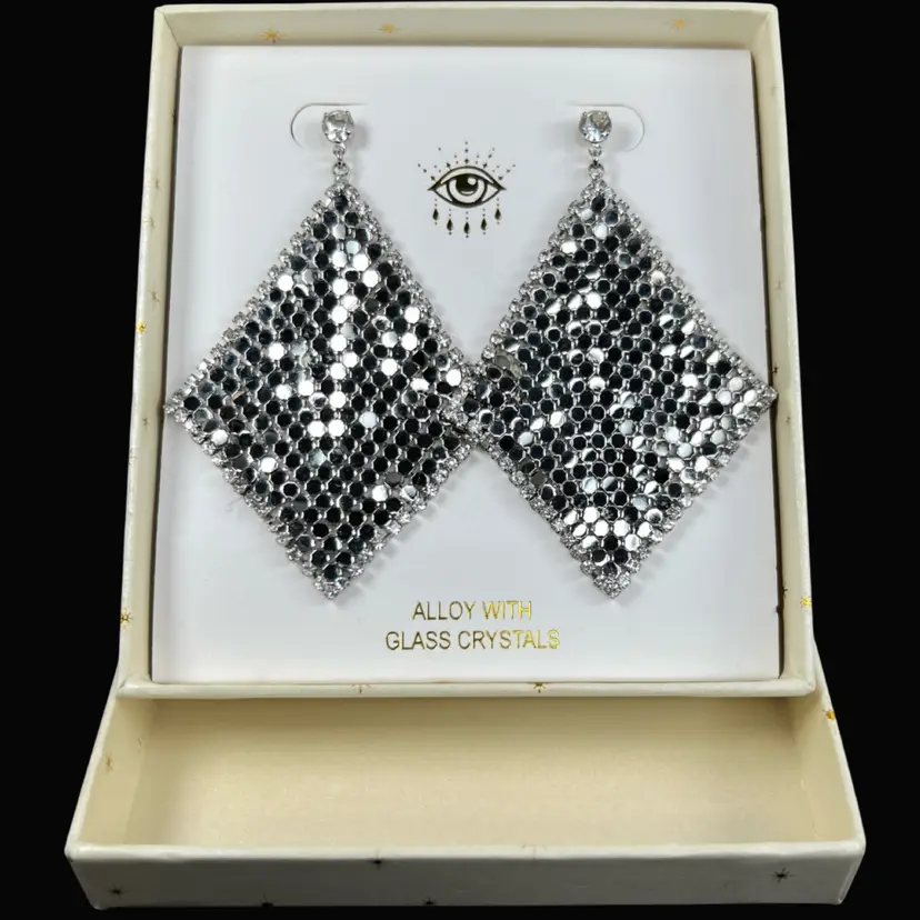 Eye Candy LA Chain Maille Mesh & Crystal Glass Pierced Earrings. Luxe Collection with Original Box. Silver-tone Metal. 3” Length.