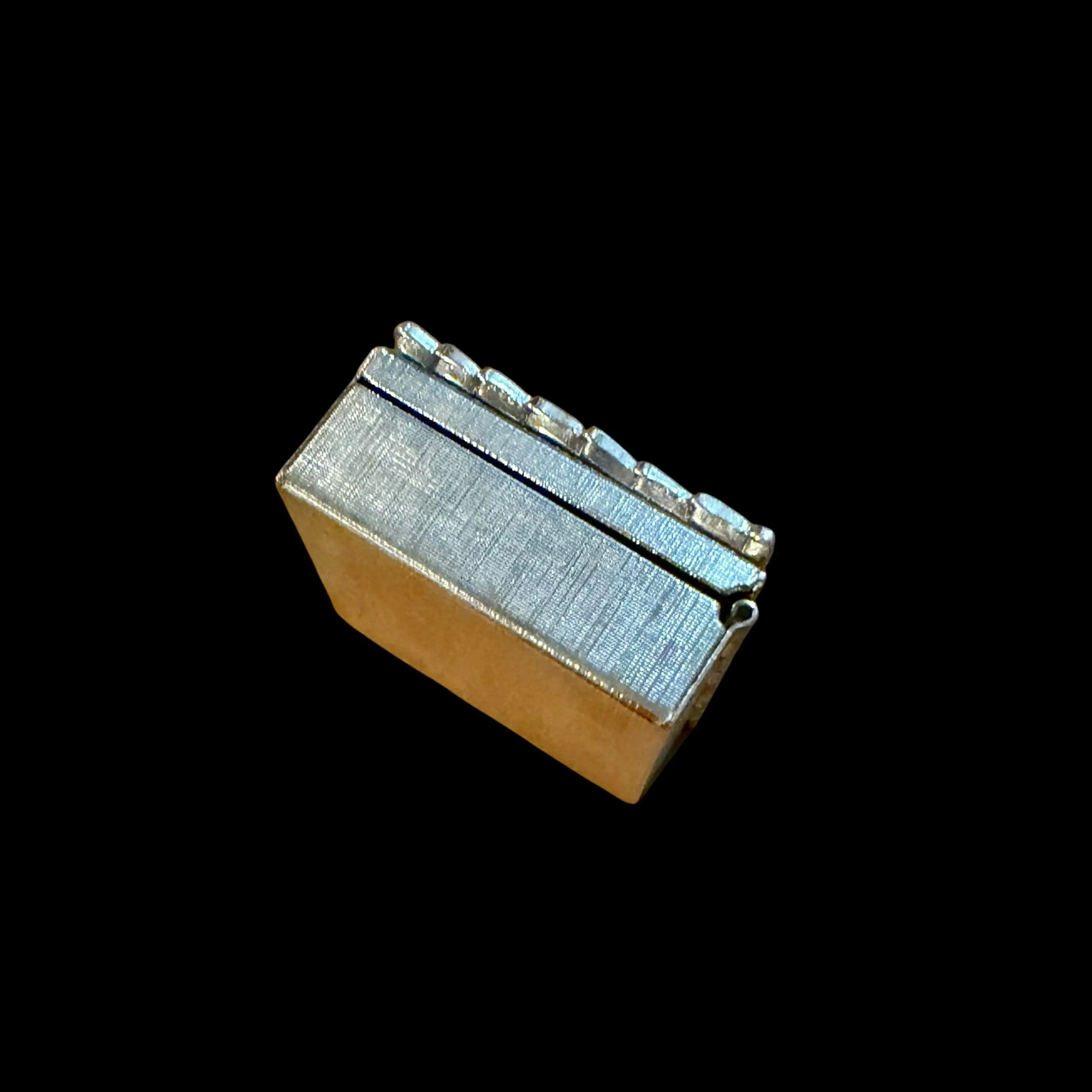 Image 4 of 8