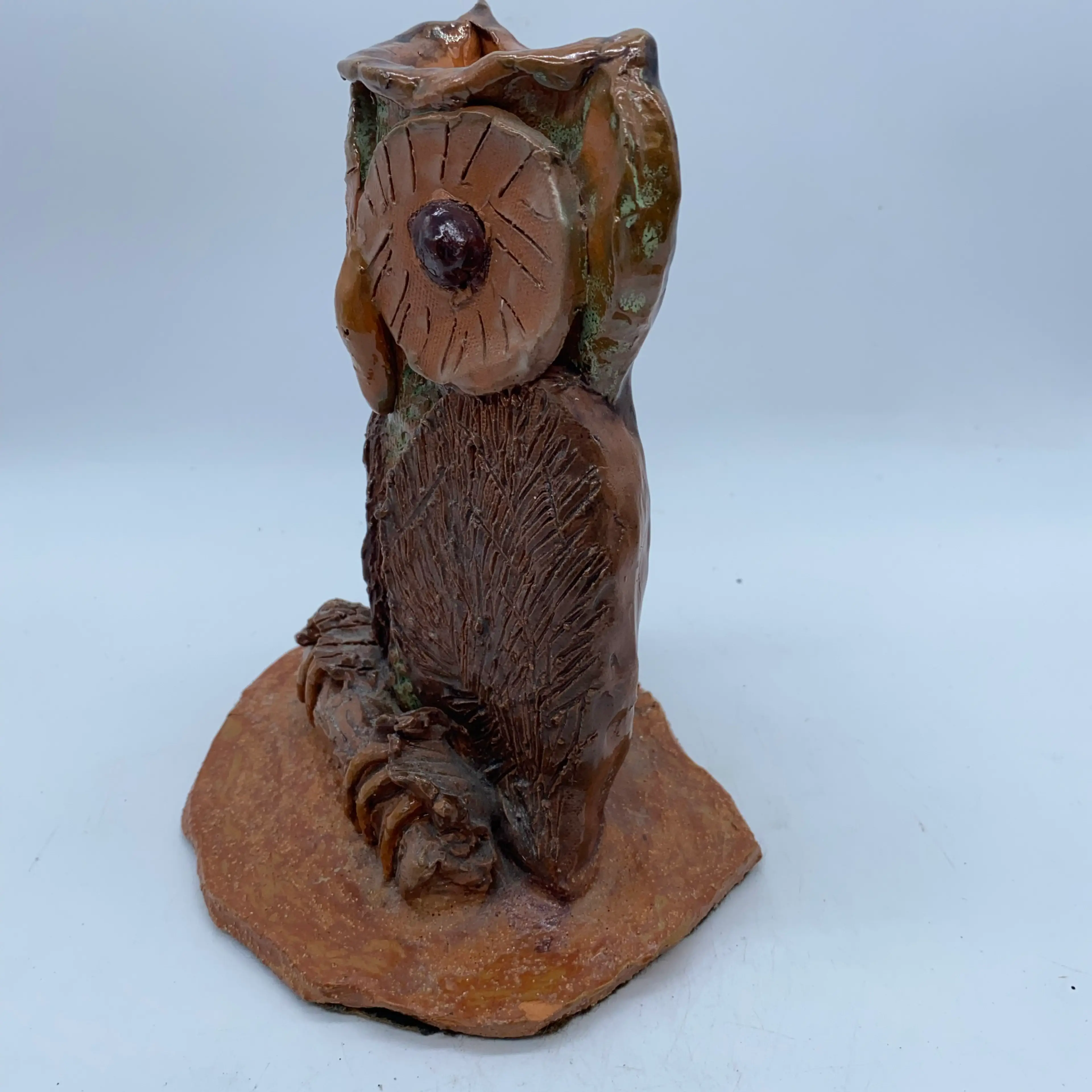 Image 2 of 8