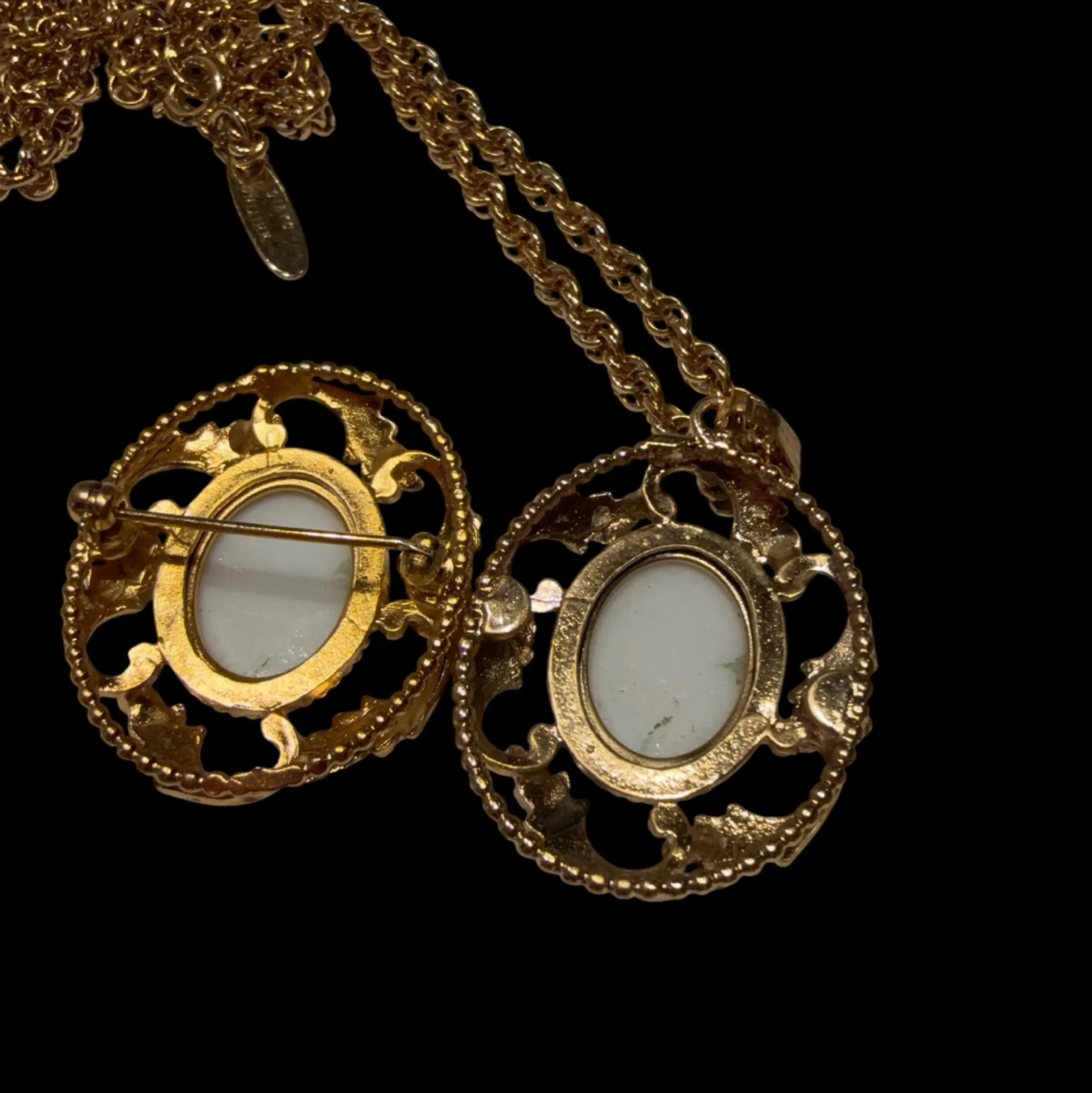 Image 2 of 4