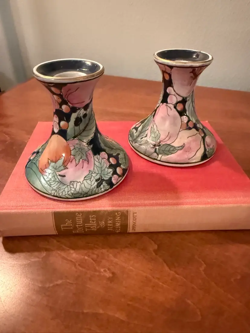 ☀️ 3-3/4” W x 3-3/4” H Vintage Pair Of Vintage Candlesticks