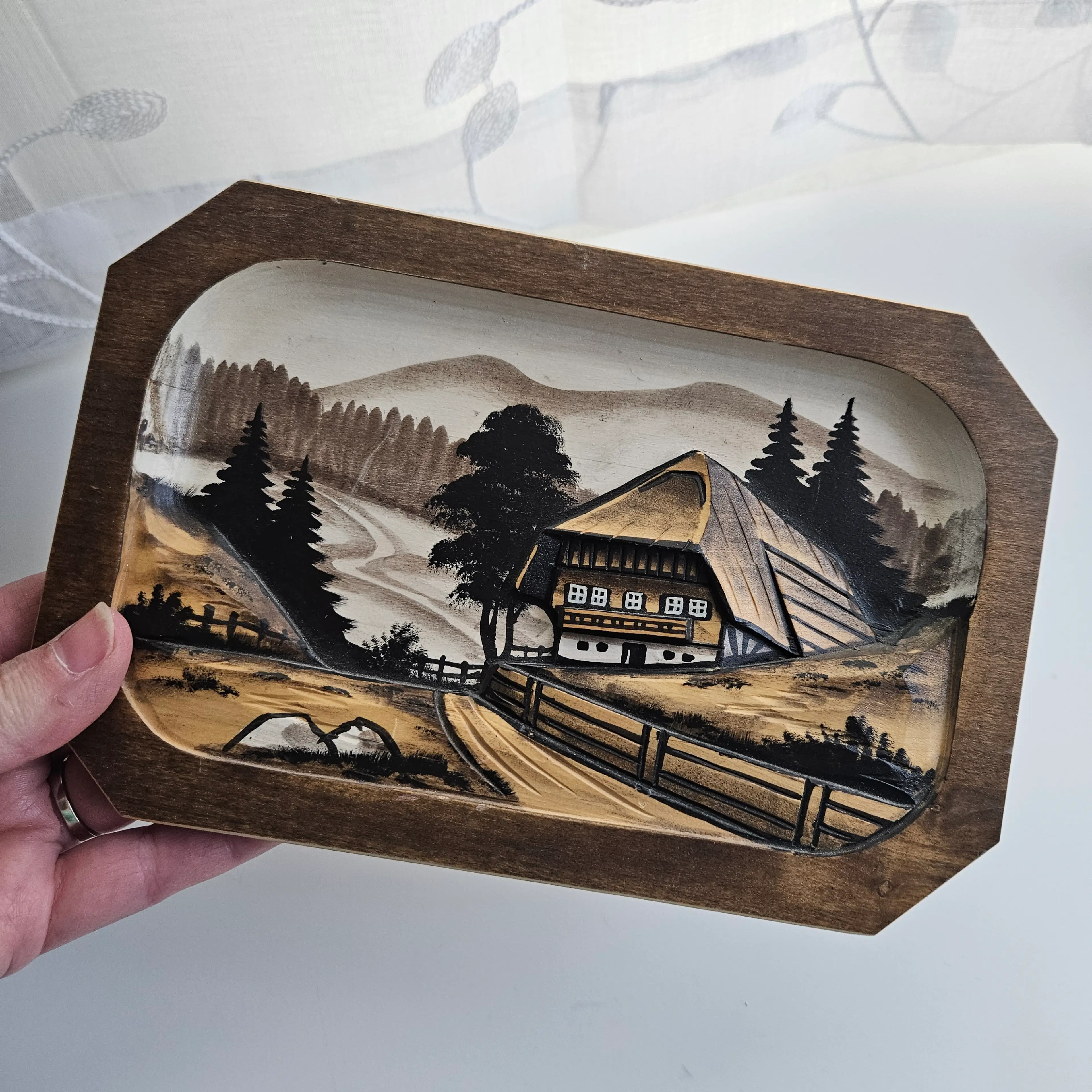 Image 3 of 6
