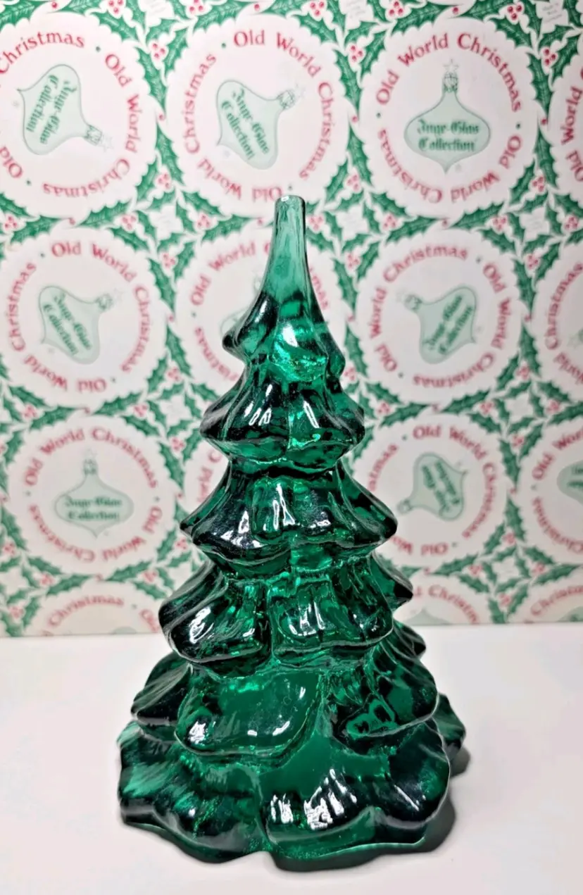 Vintage Fenton Emerald Green Glass Christmas Tree 6" Tall Evergreen Pine